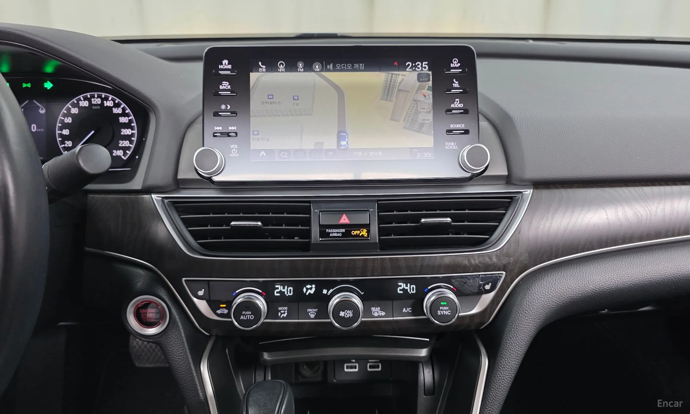 Honda Accord 10th Generation превью 13