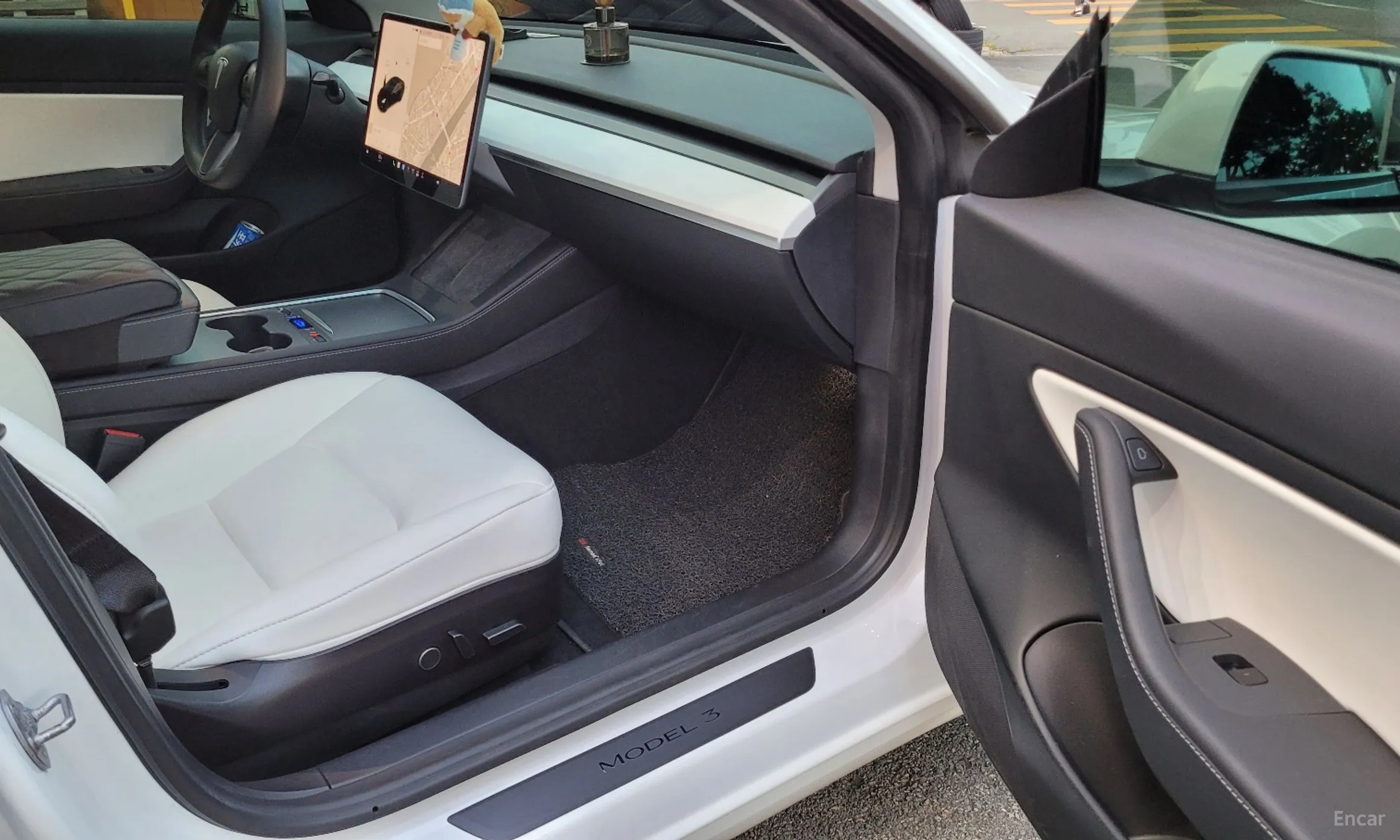 Tesla Model 3 превью 11