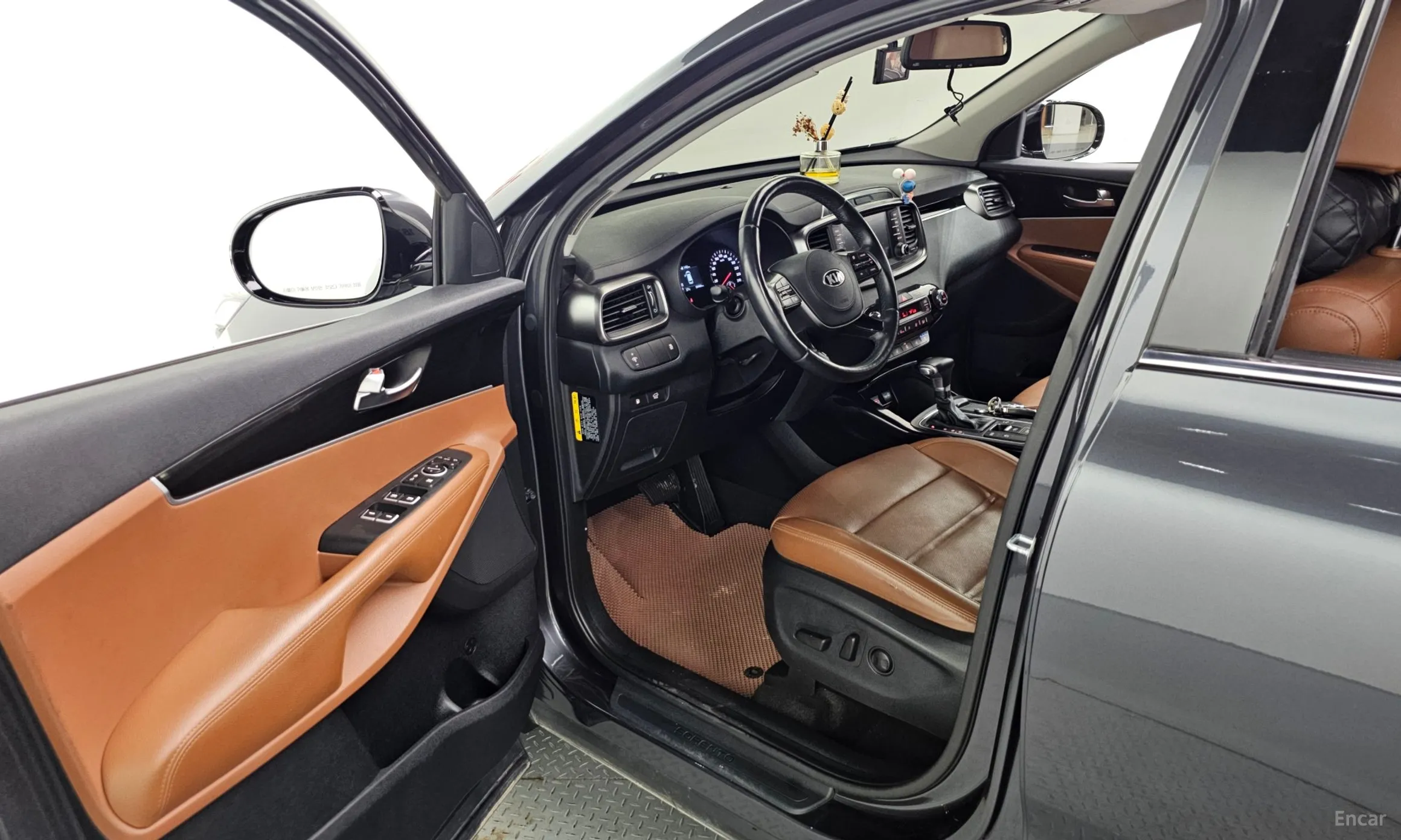 Kia Sorento превью 10