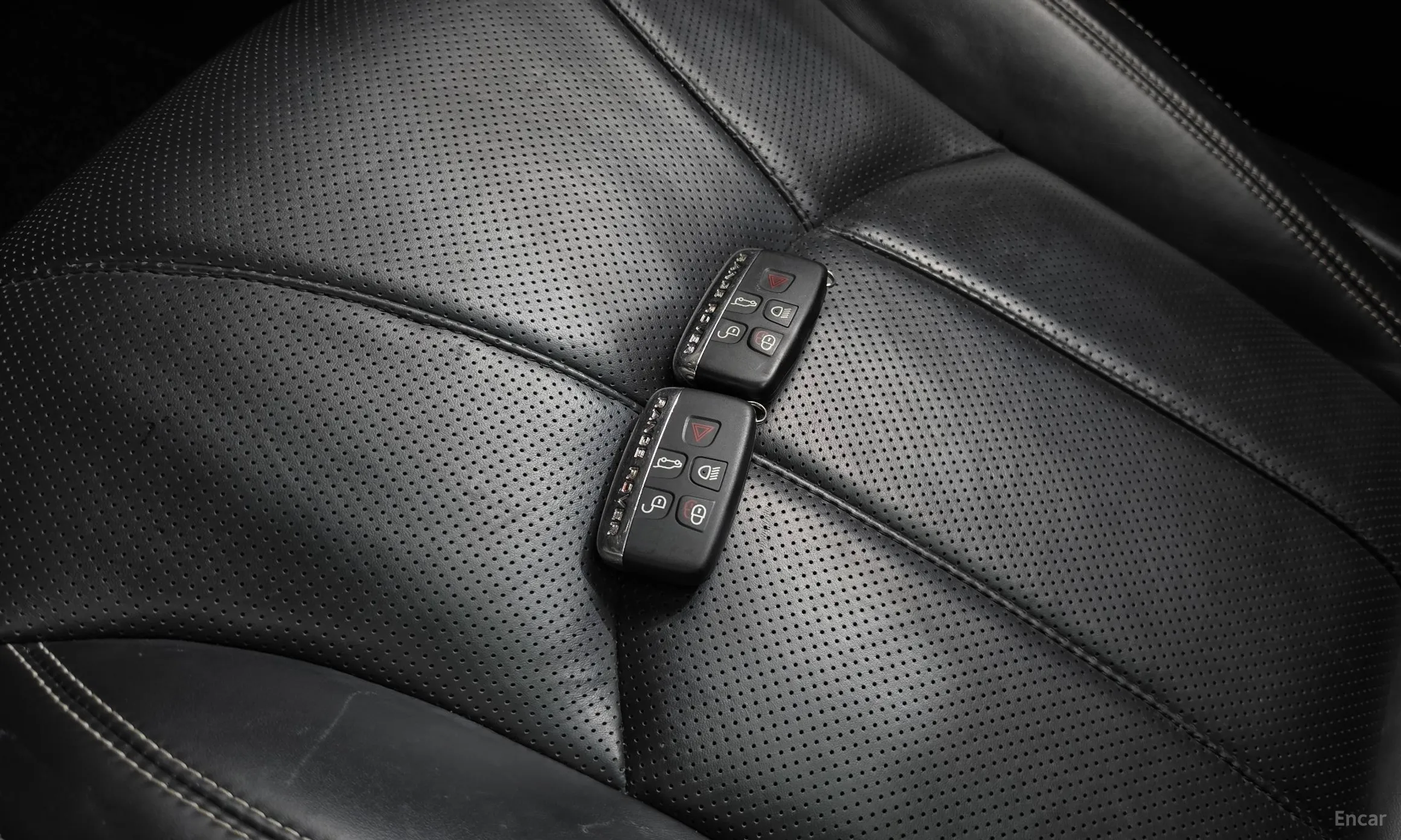 Land Rover Range Rover Evoque превью 15