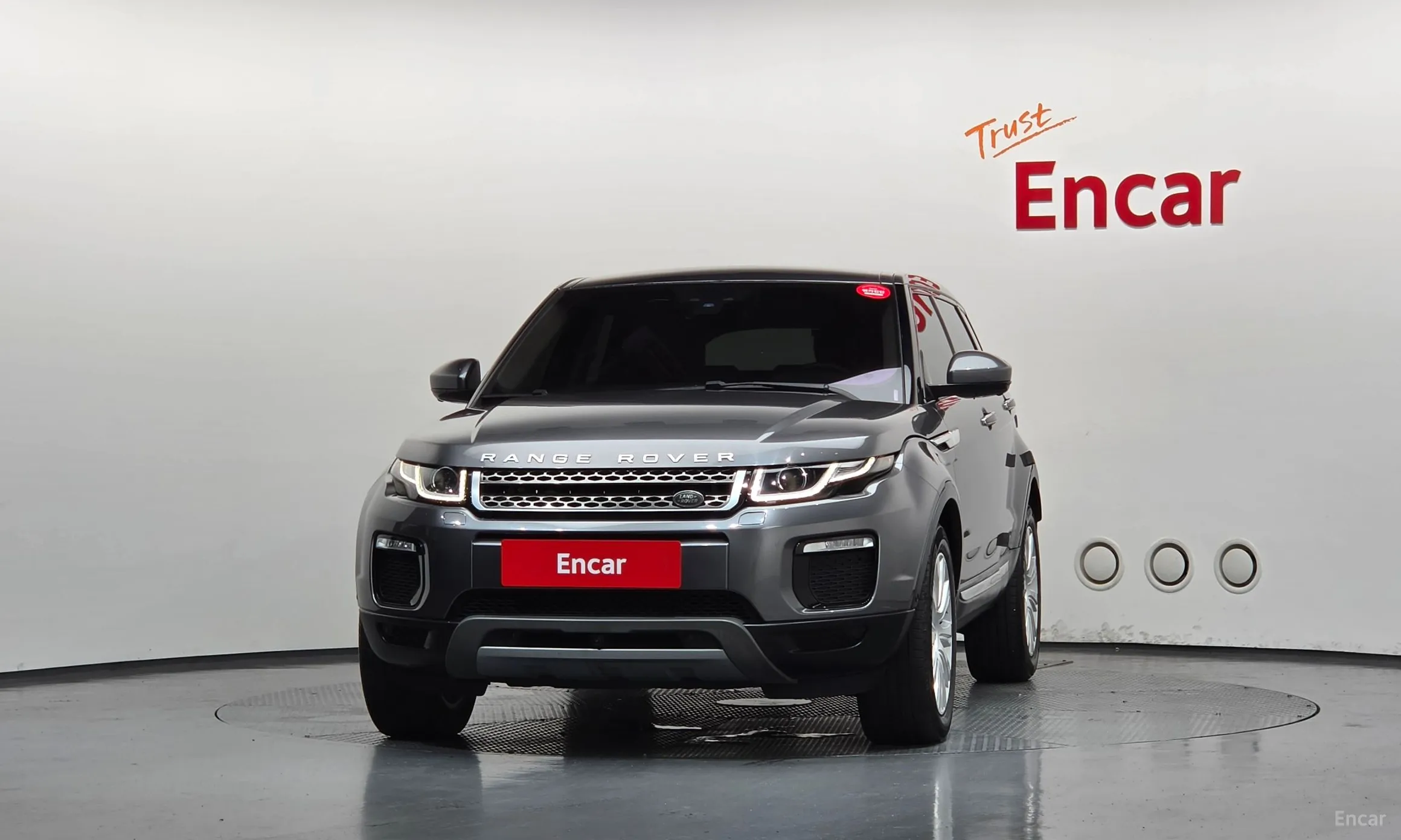 Land Rover Range Rover Evoque превью 3