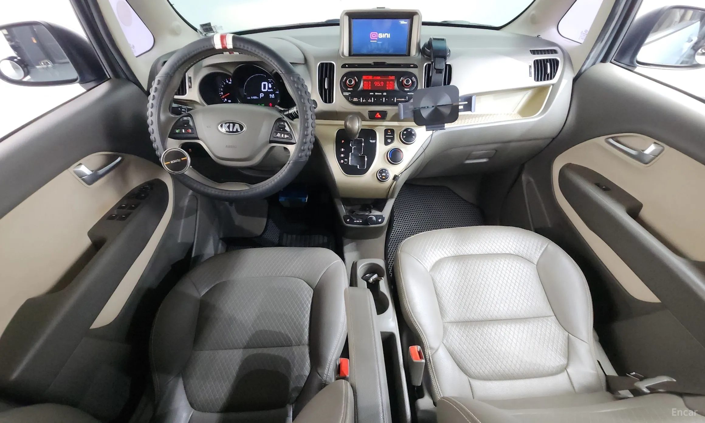 Kia Ray превью 7