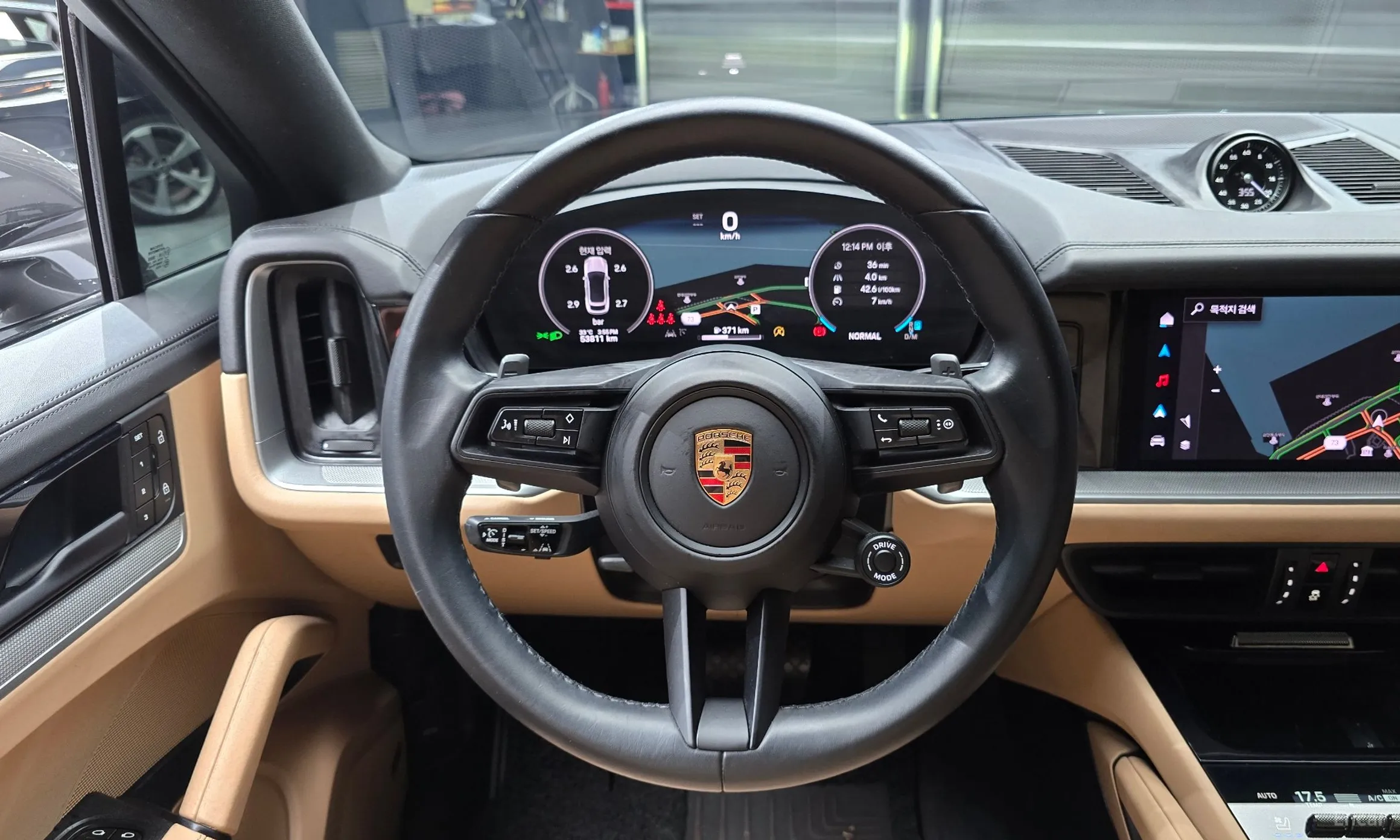 Porsche Cayenne (PO536) превью 13
