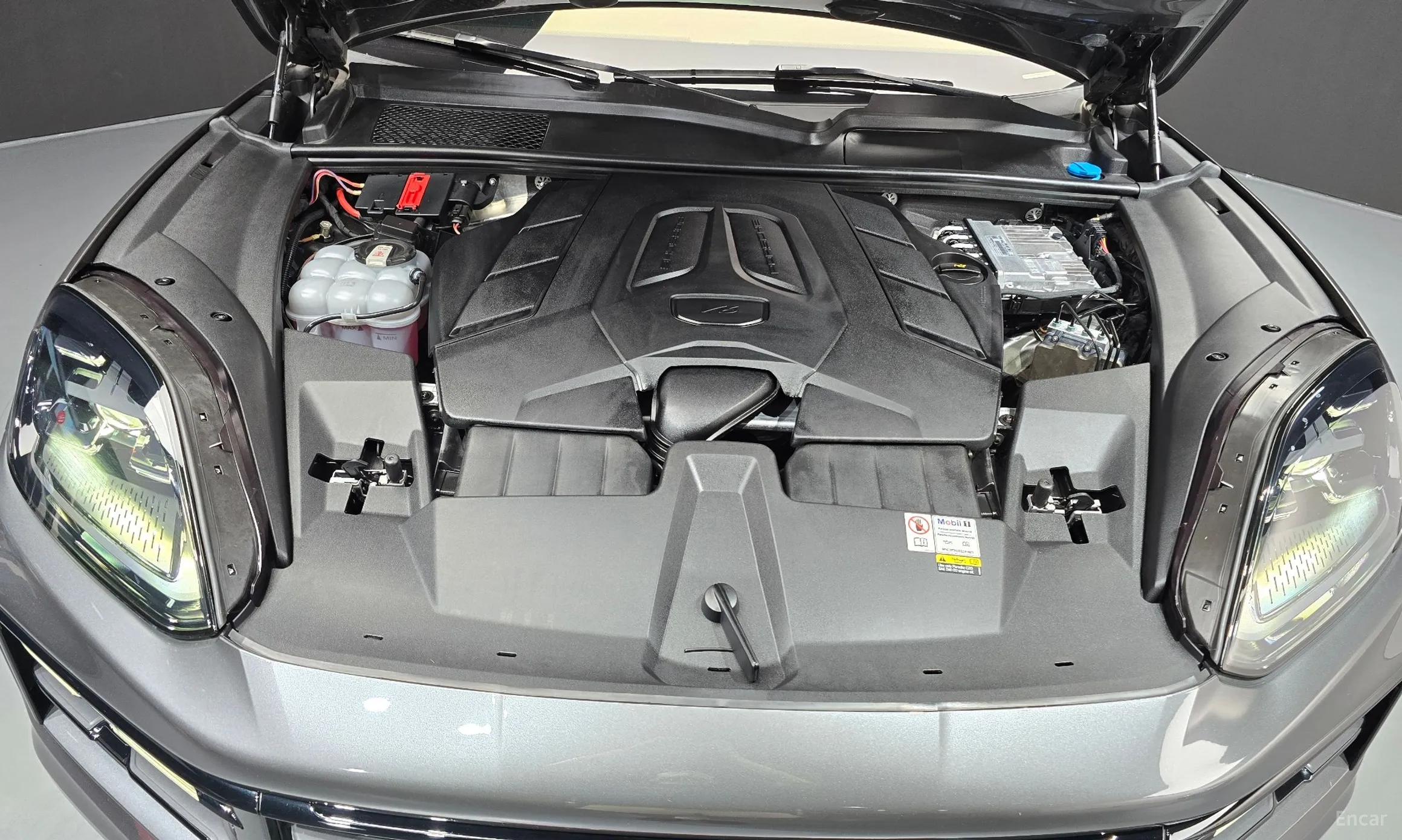 Porsche Cayenne (PO536) превью 6