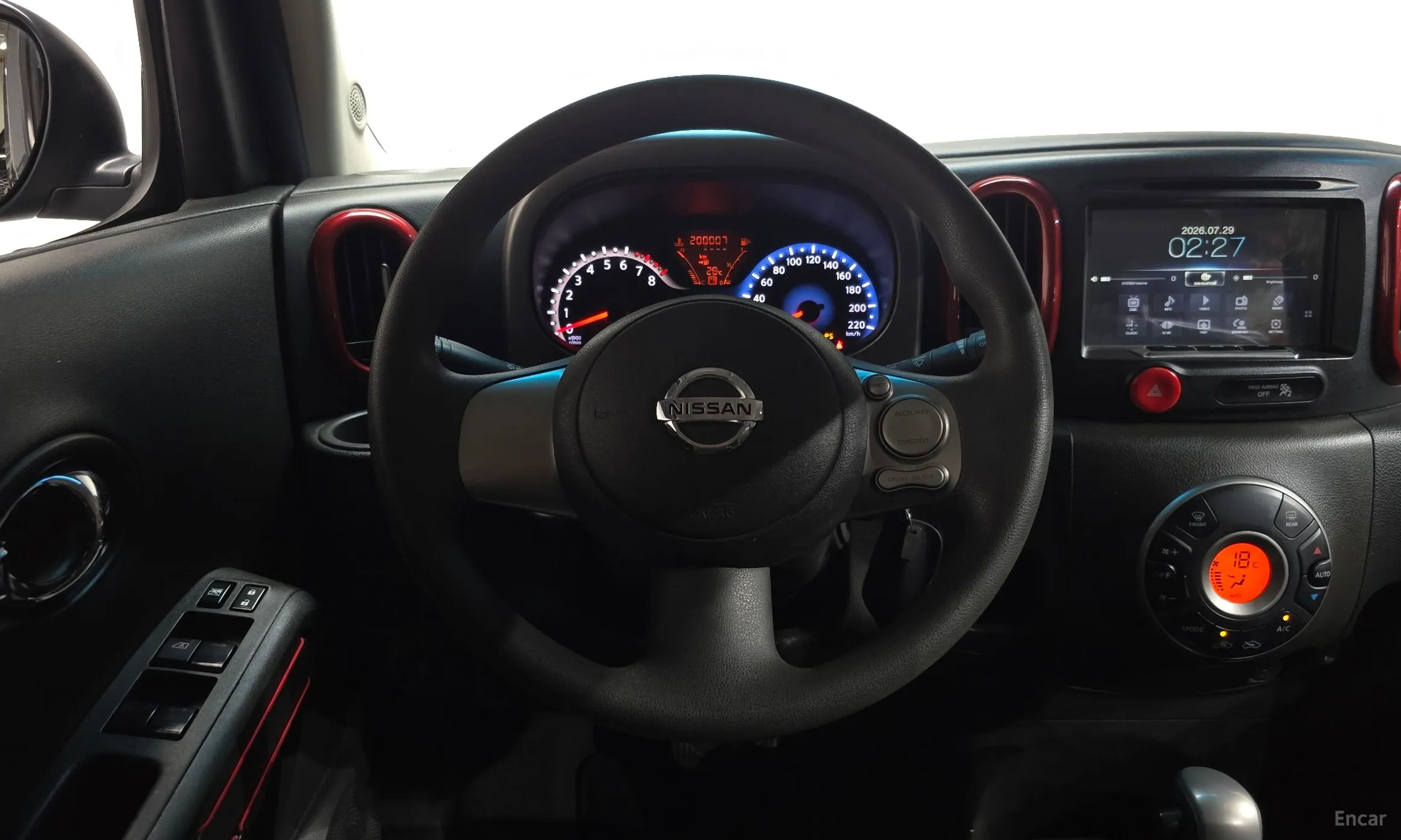 Nissan Cube превью 13