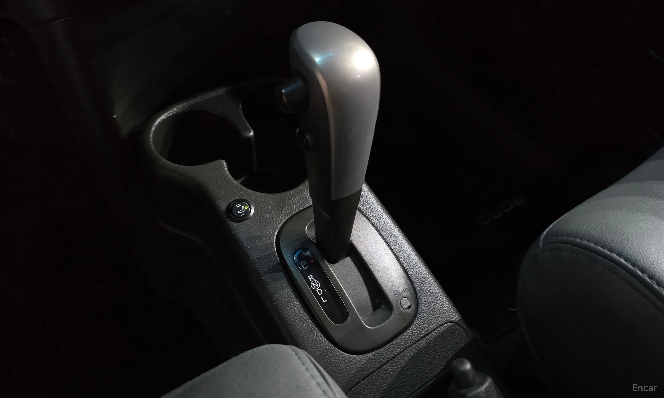 Nissan Cube превью 9