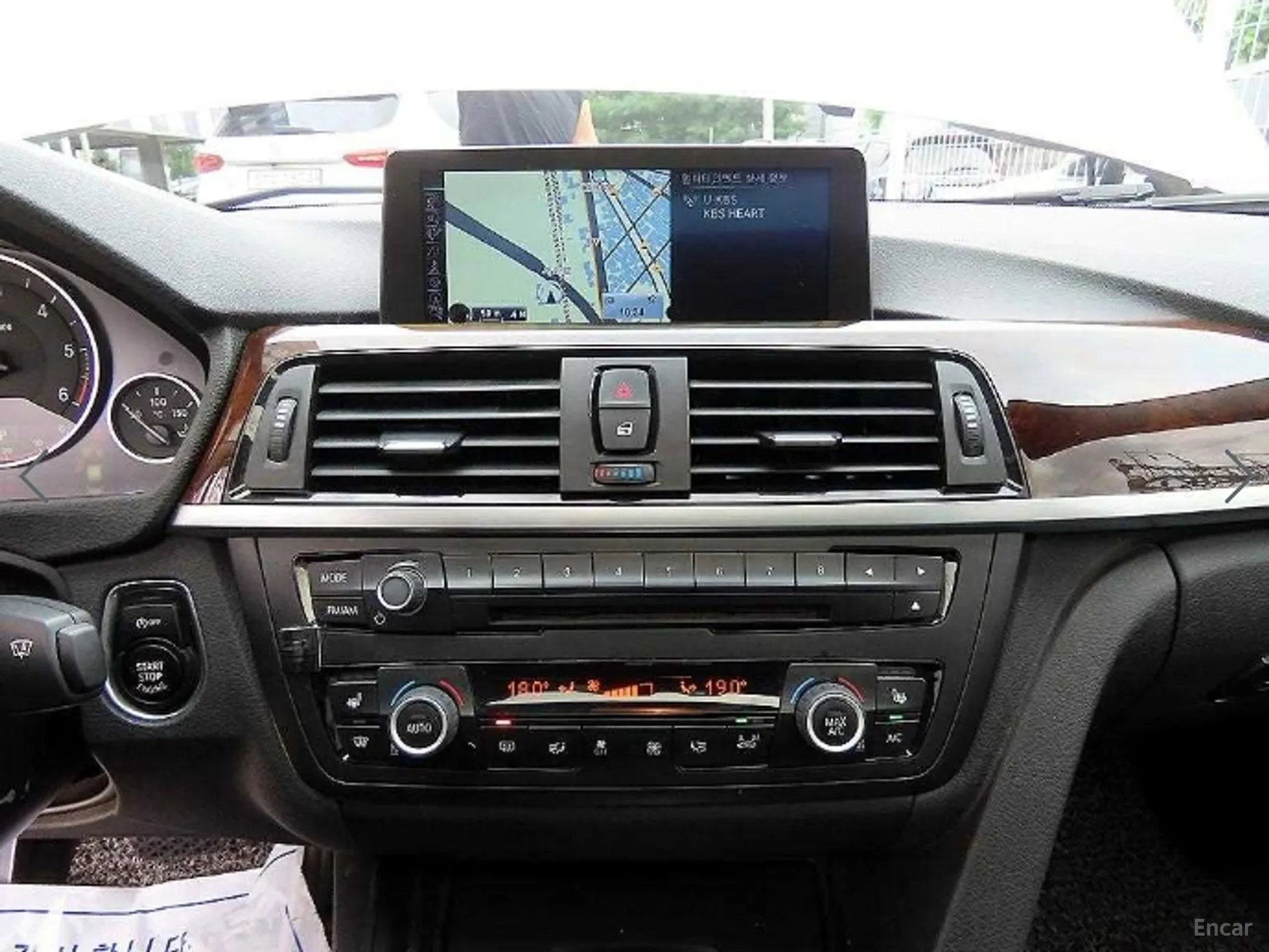 BMW 3 Series (F30) превью 13