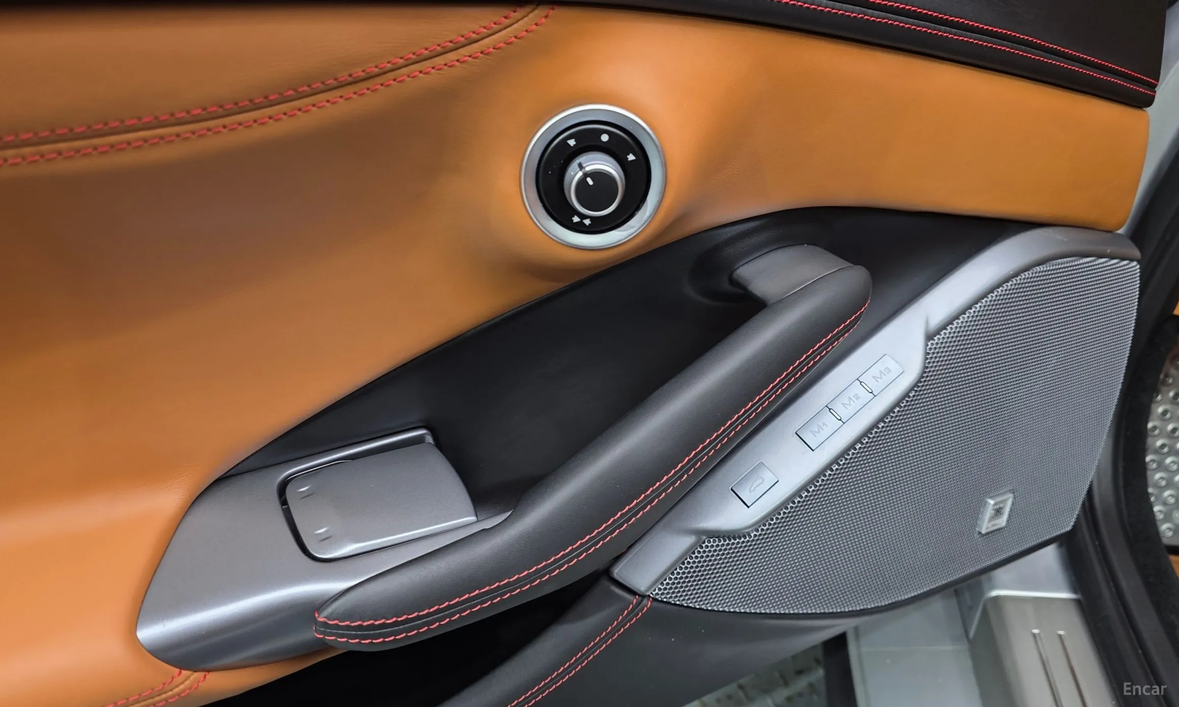 Ferrari Portofino превью 19