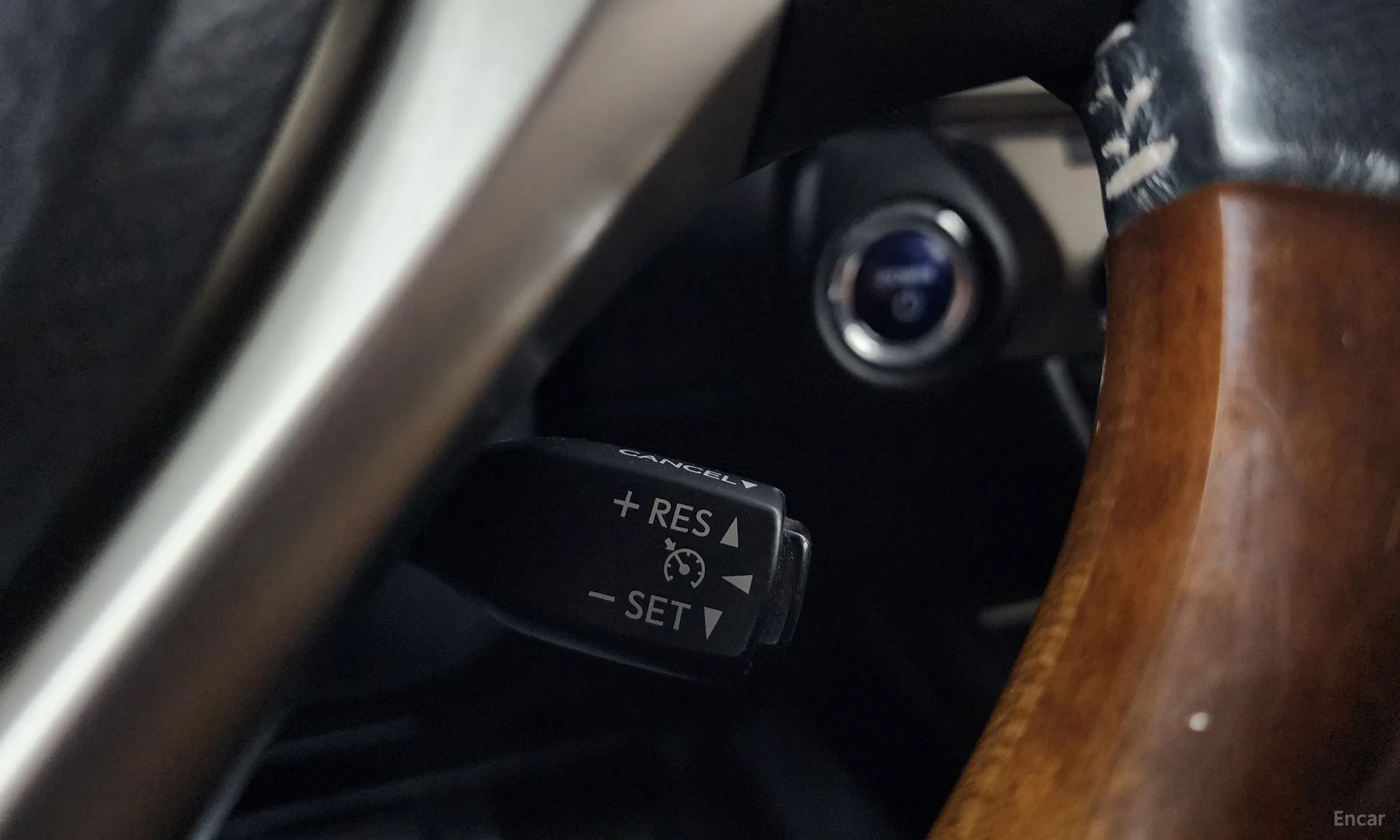 Lexus New ES300h превью 12