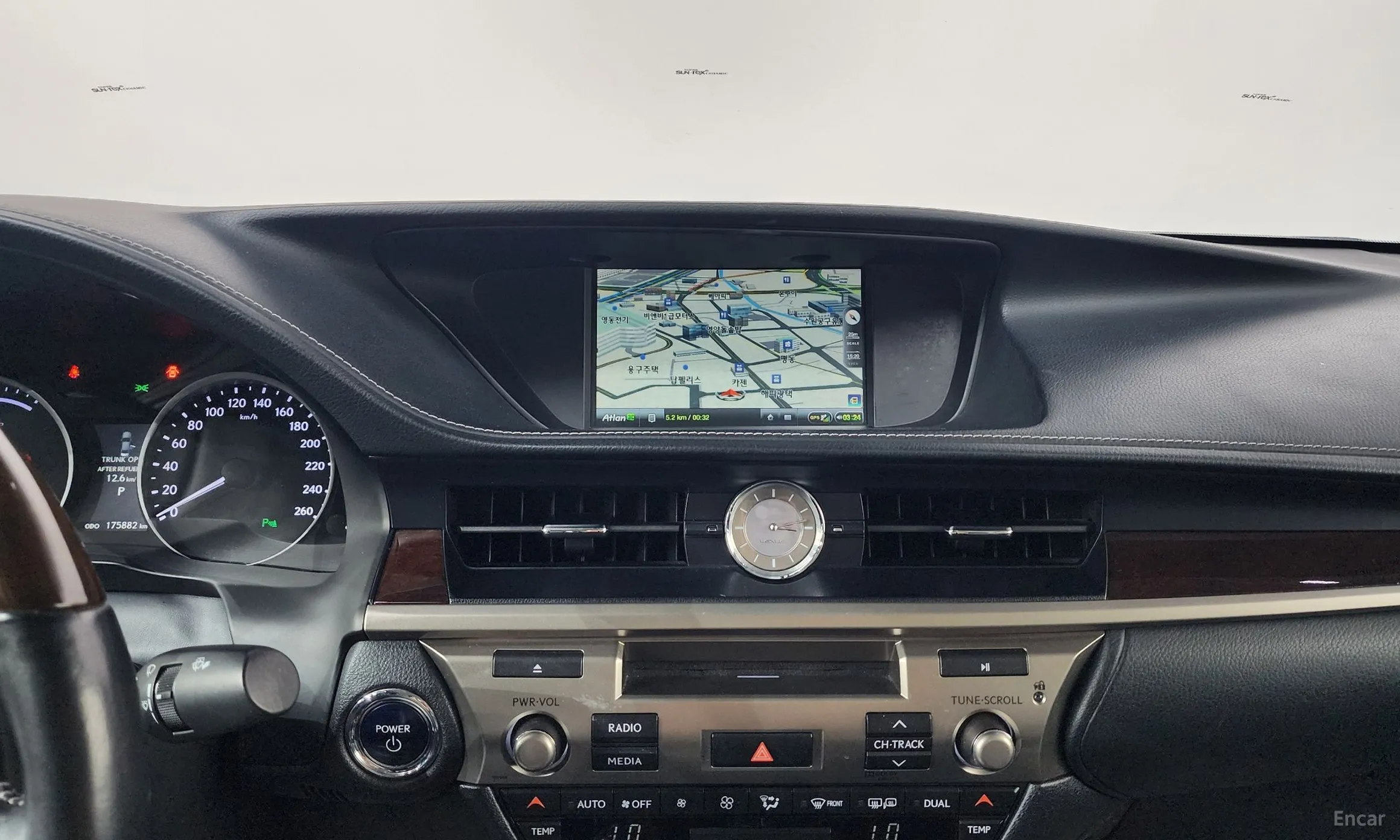 Lexus New ES300h превью 13