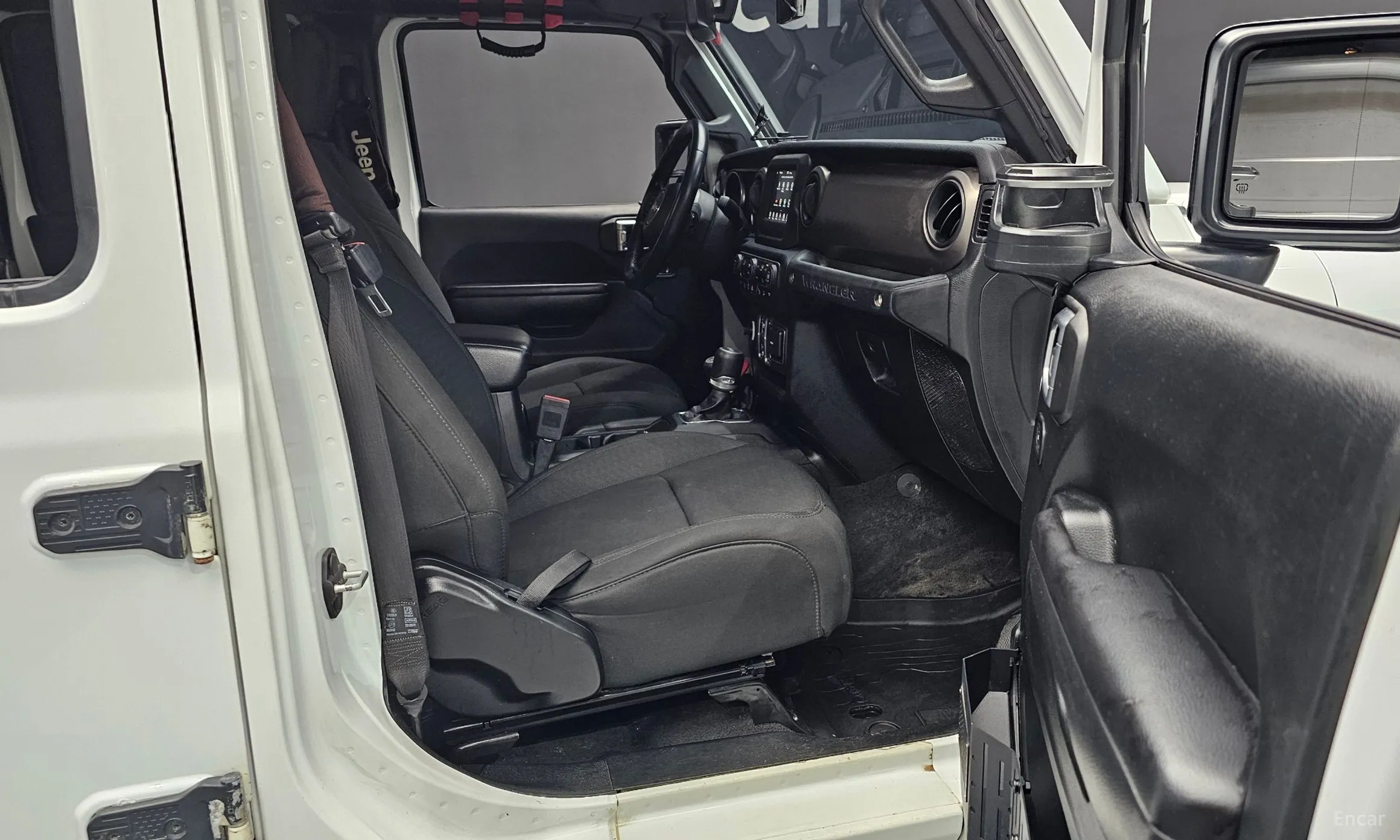 Jeep Wrangler (JL) превью 11