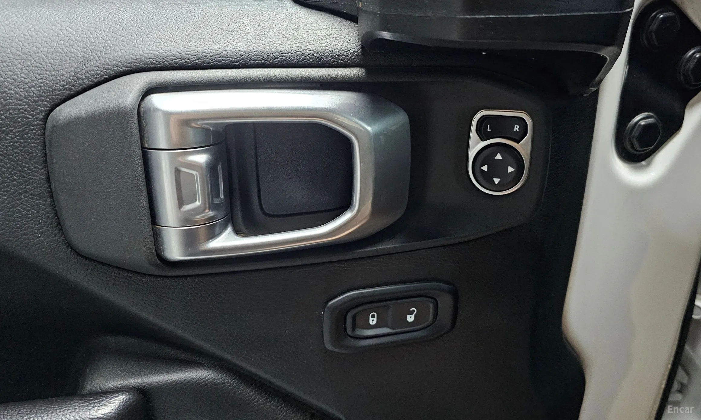 Jeep Wrangler (JL) превью 16