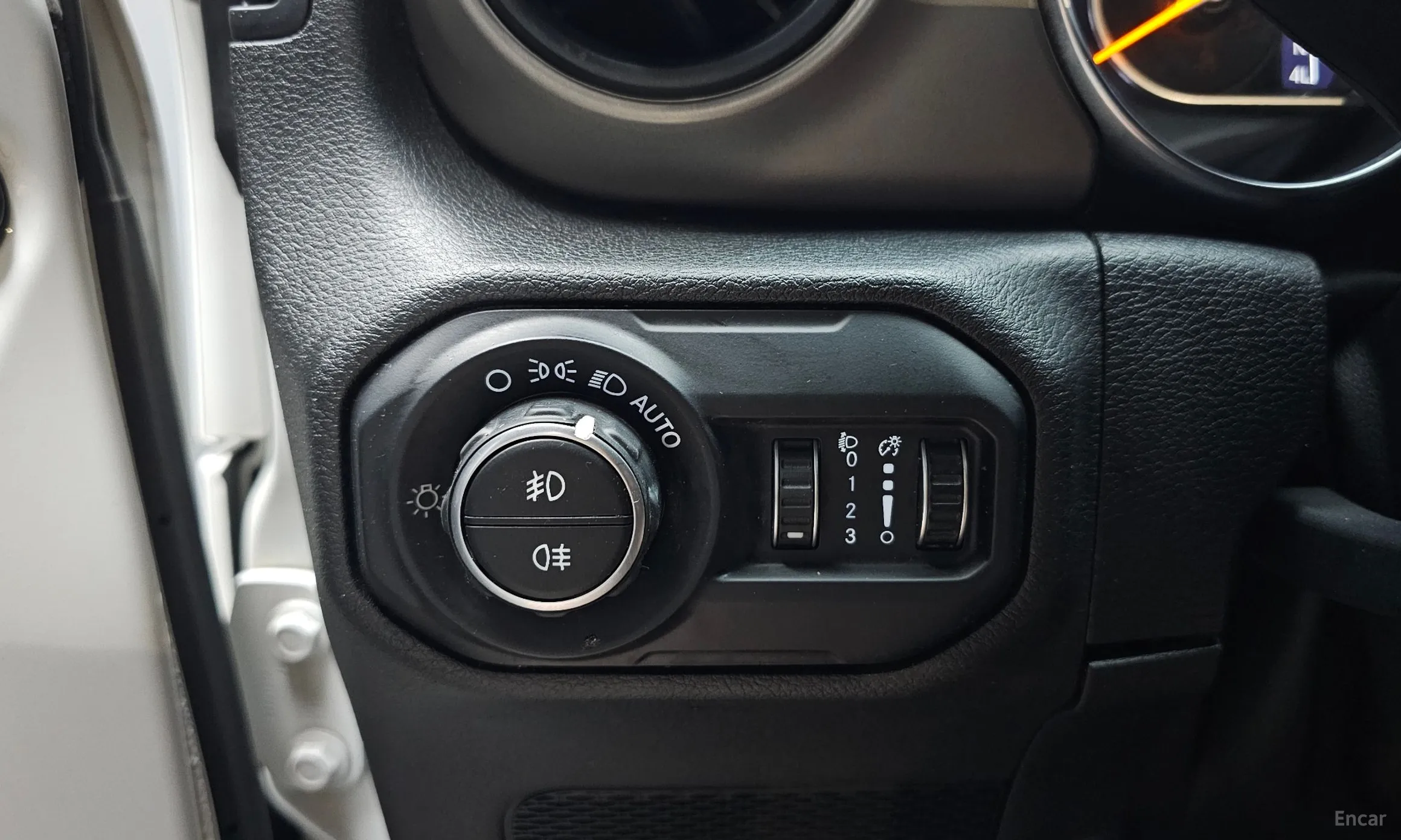 Jeep Wrangler (JL) превью 17