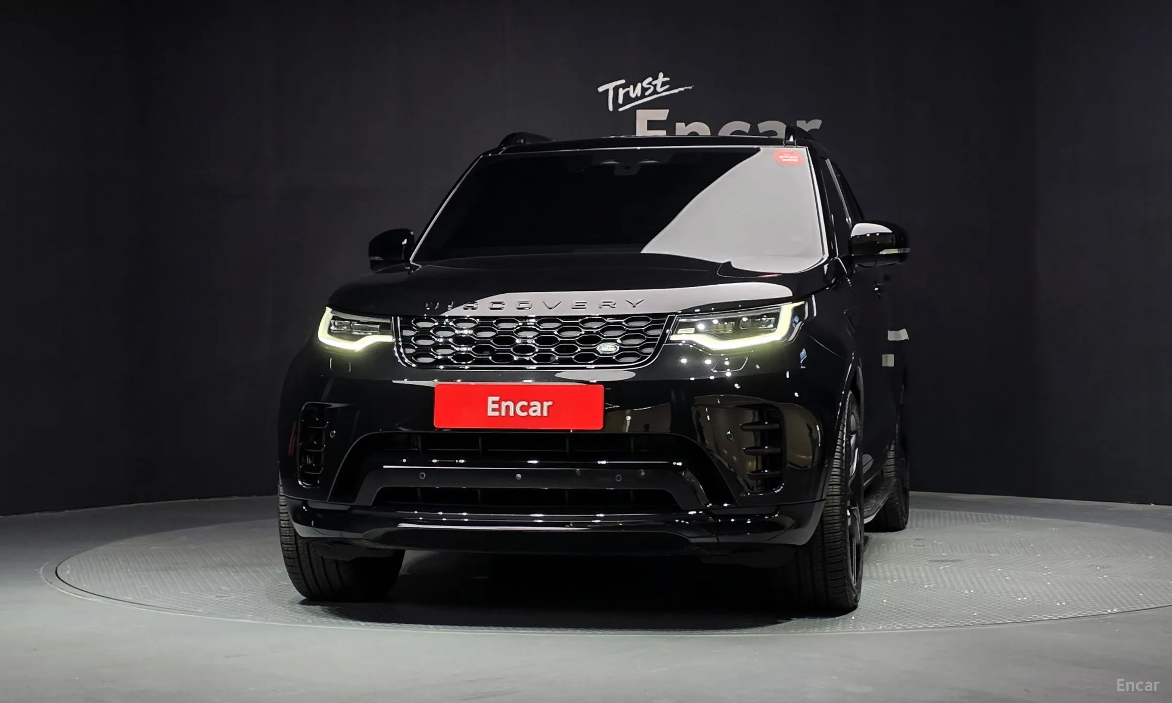 Land Rover Discovery 5 превью 3
