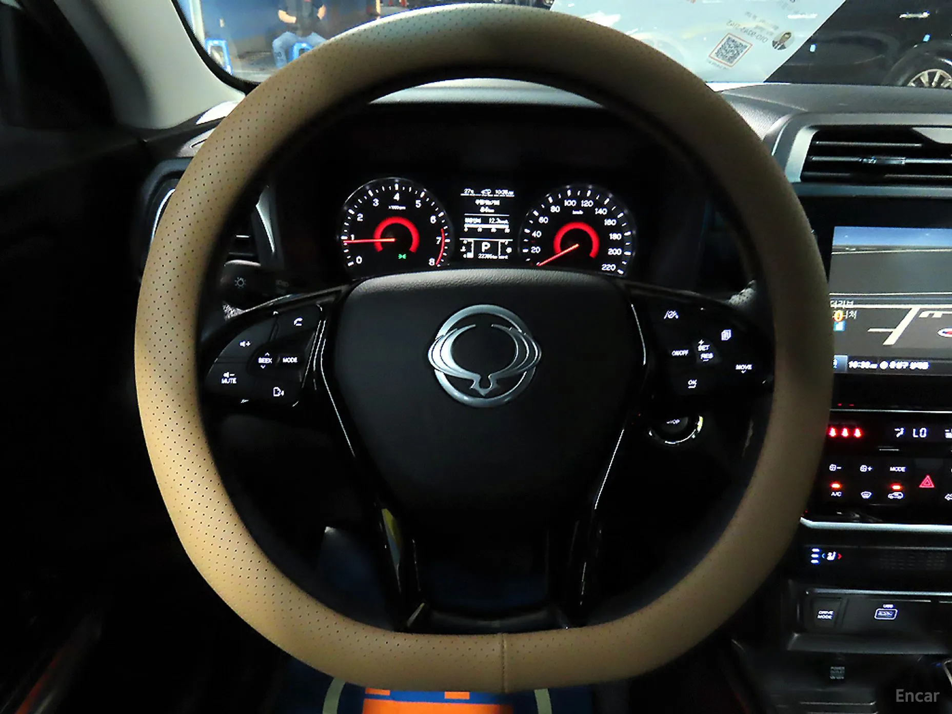 KG Mobility (SsangYong) Tivoli превью 14