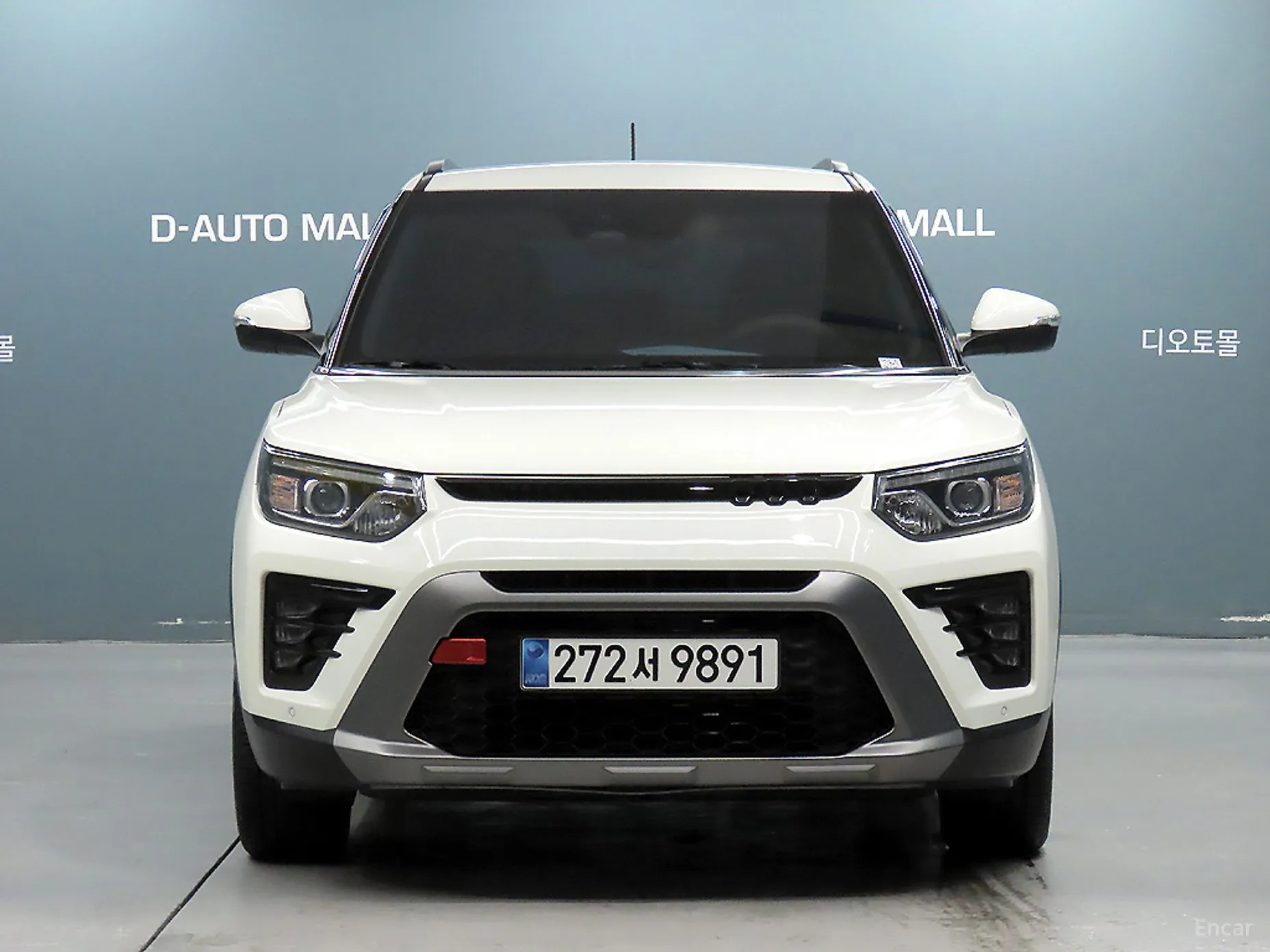 KG Mobility (SsangYong) Tivoli превью 3