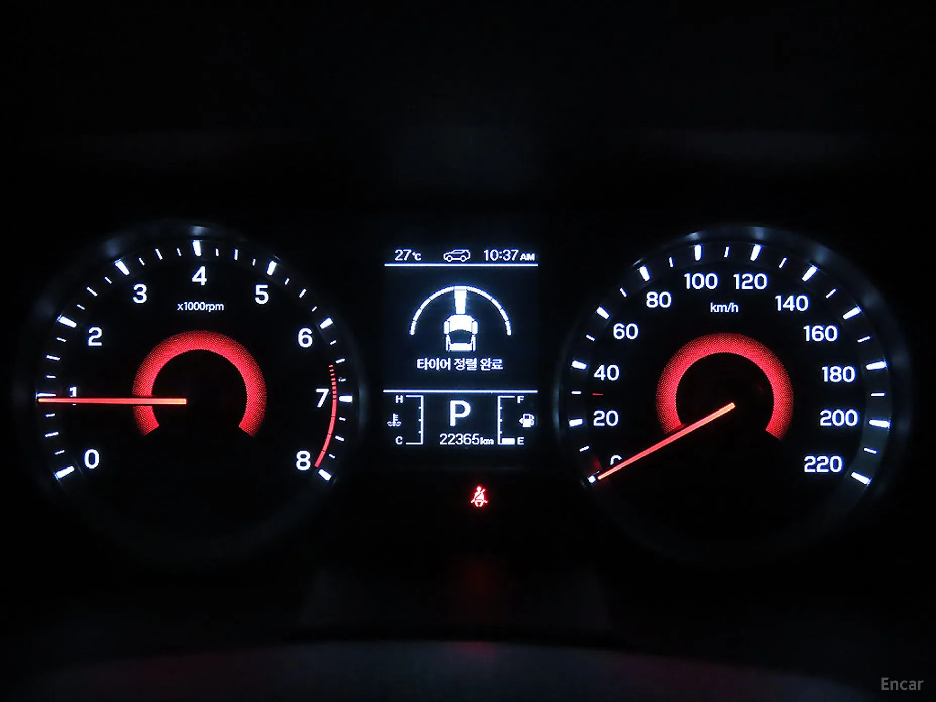 KG Mobility (SsangYong) Tivoli превью 8
