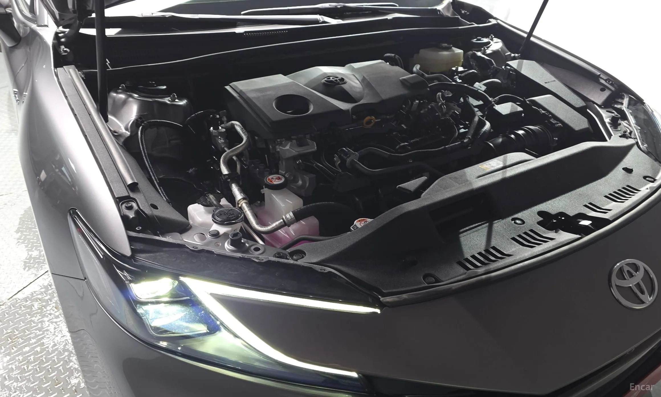 Toyota Camry (XV80) превью 6