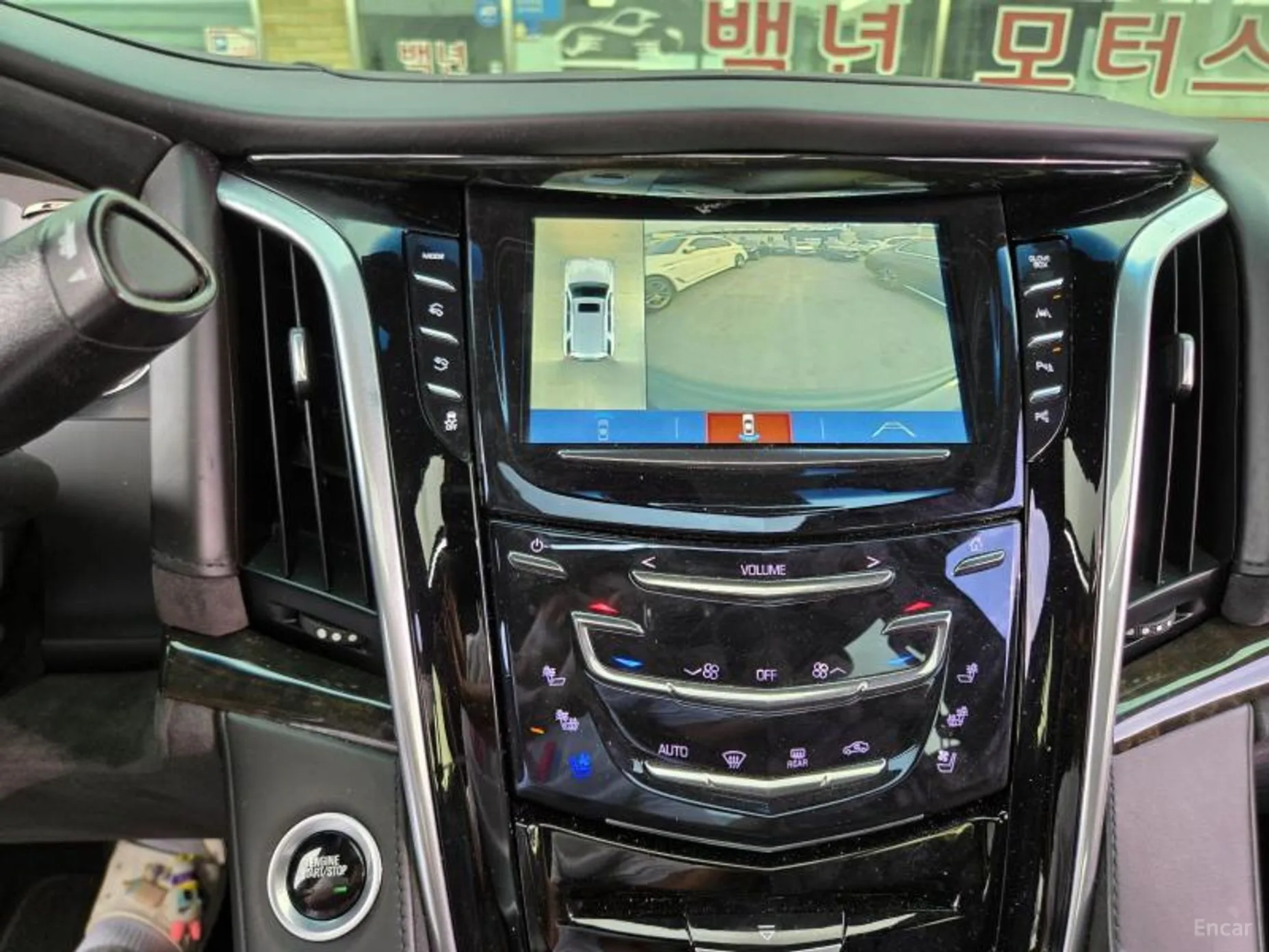 Cadillac Escalade превью 16