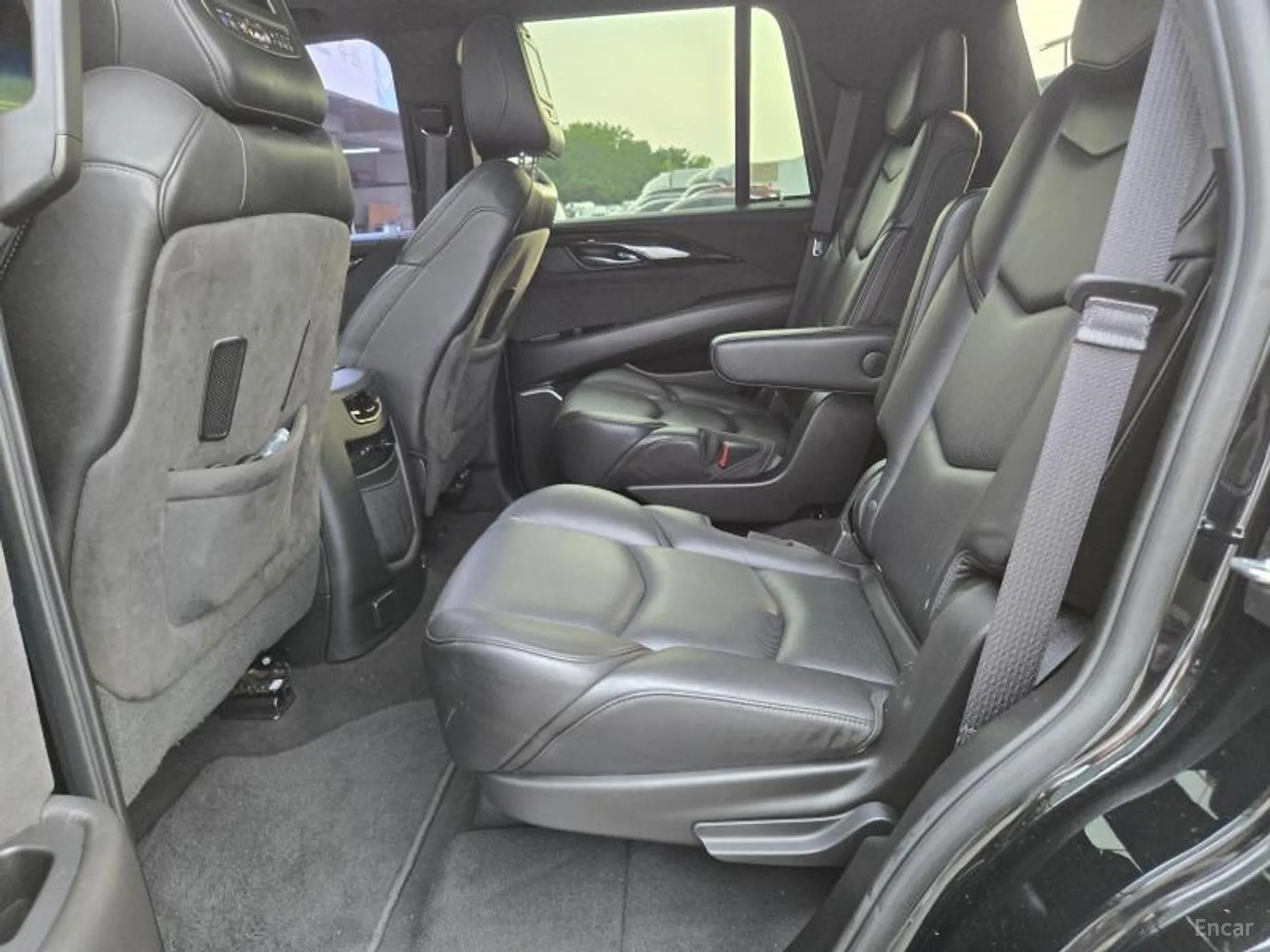 Cadillac Escalade превью 18