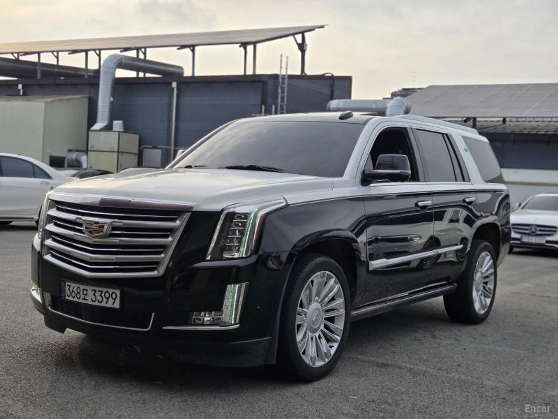 Cadillac Escalade превью 3