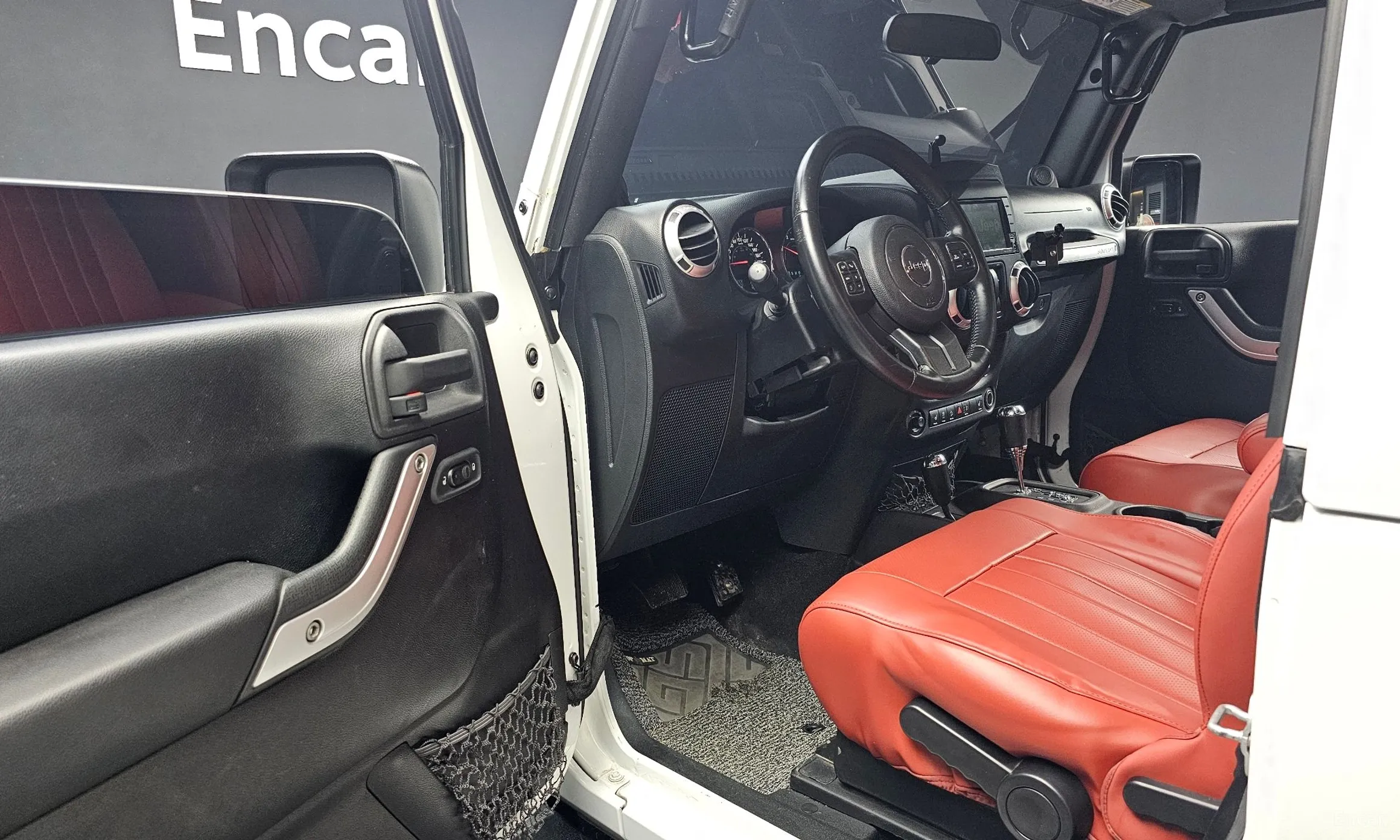 Jeep Wrangler (JK) превью 10