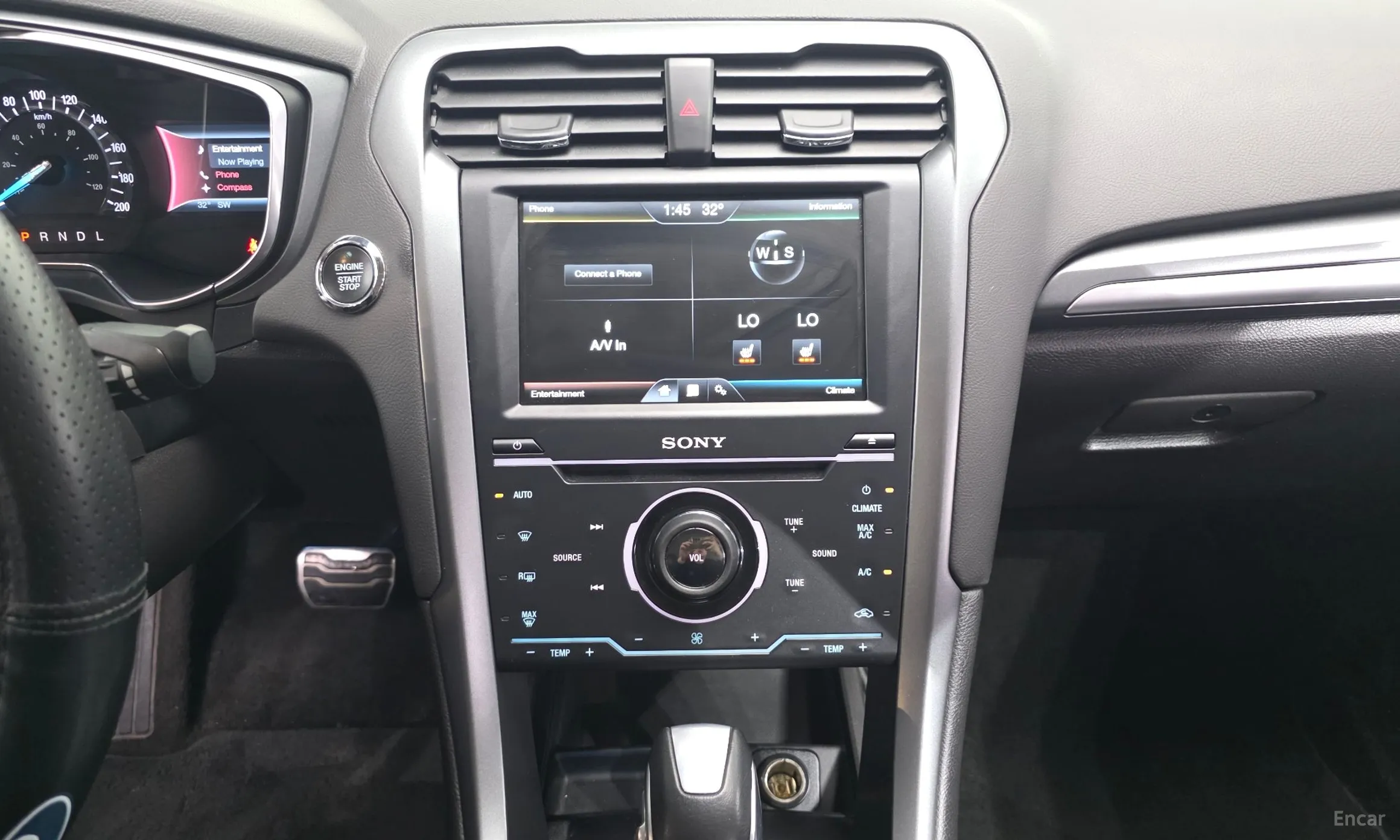 Ford Fusion превью 14