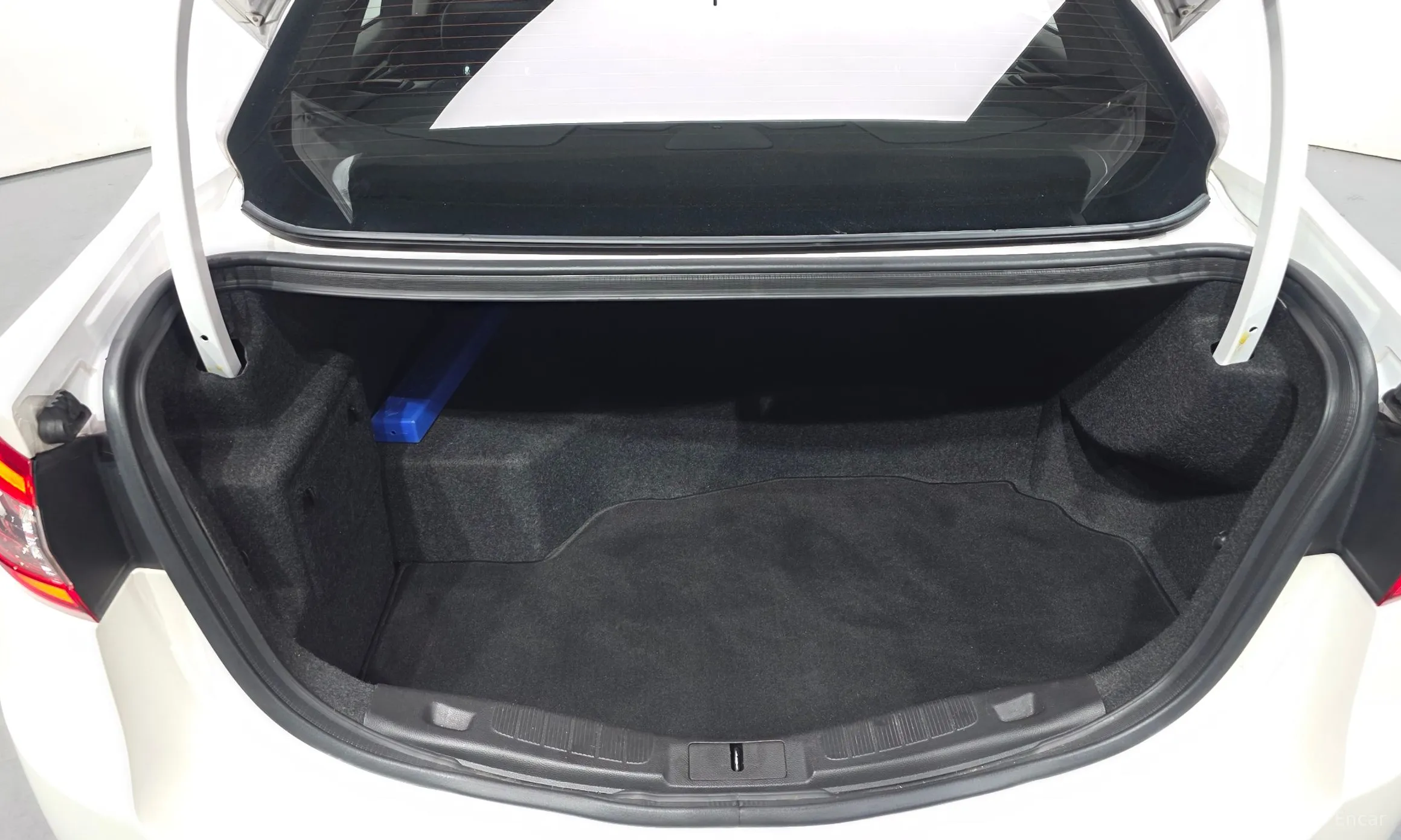 Ford Fusion превью 20