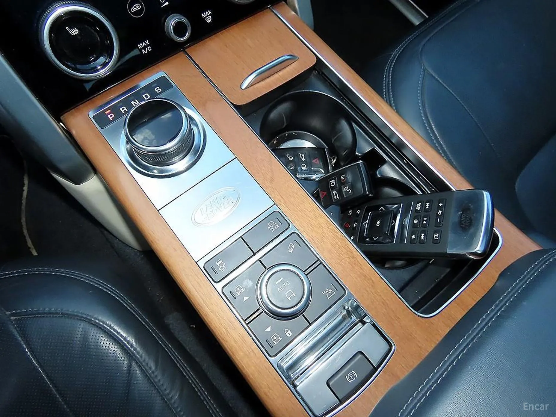 Land Rover Range Rover 4th Generation превью 12