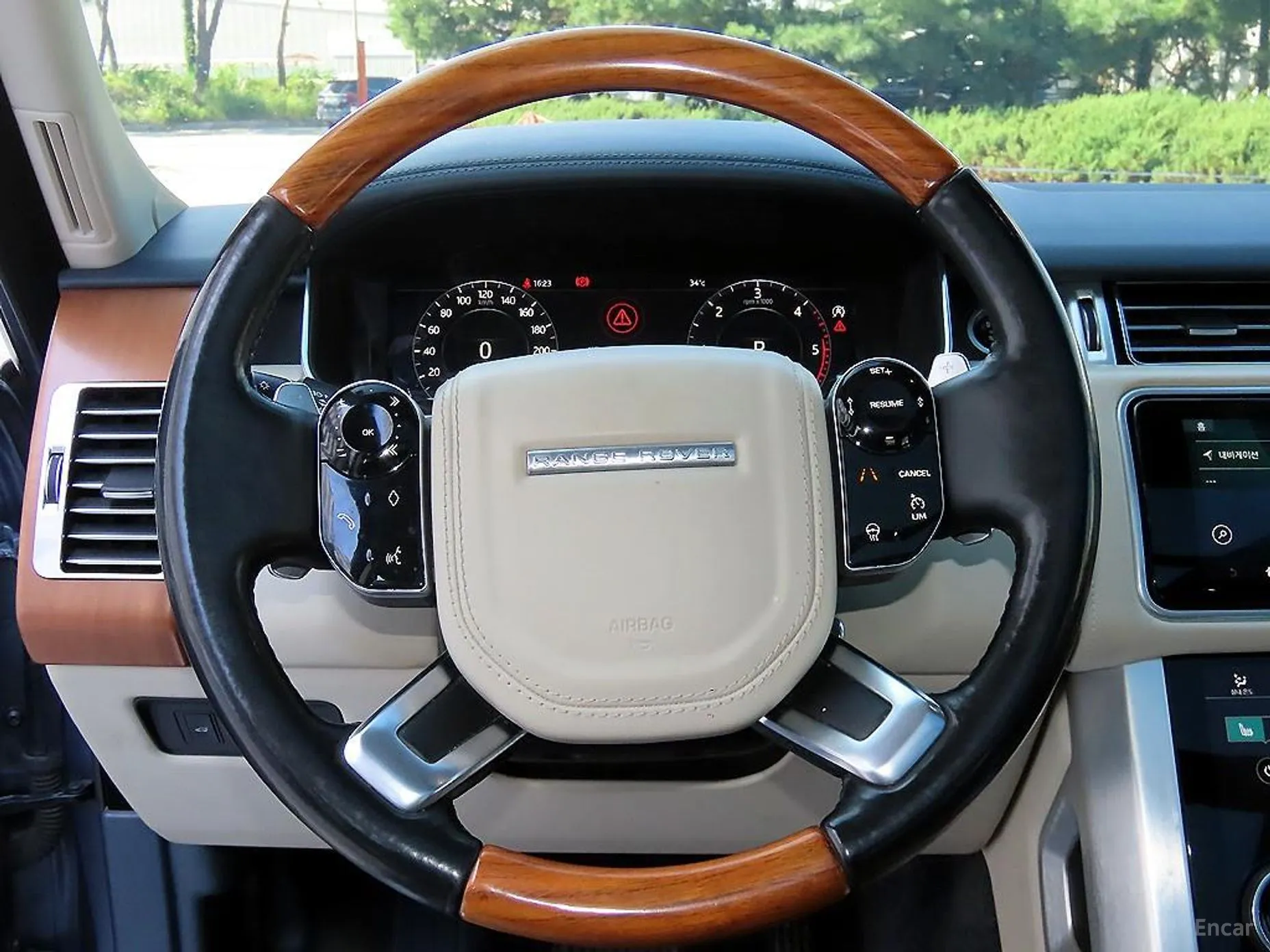 Land Rover Range Rover 4th Generation превью 9