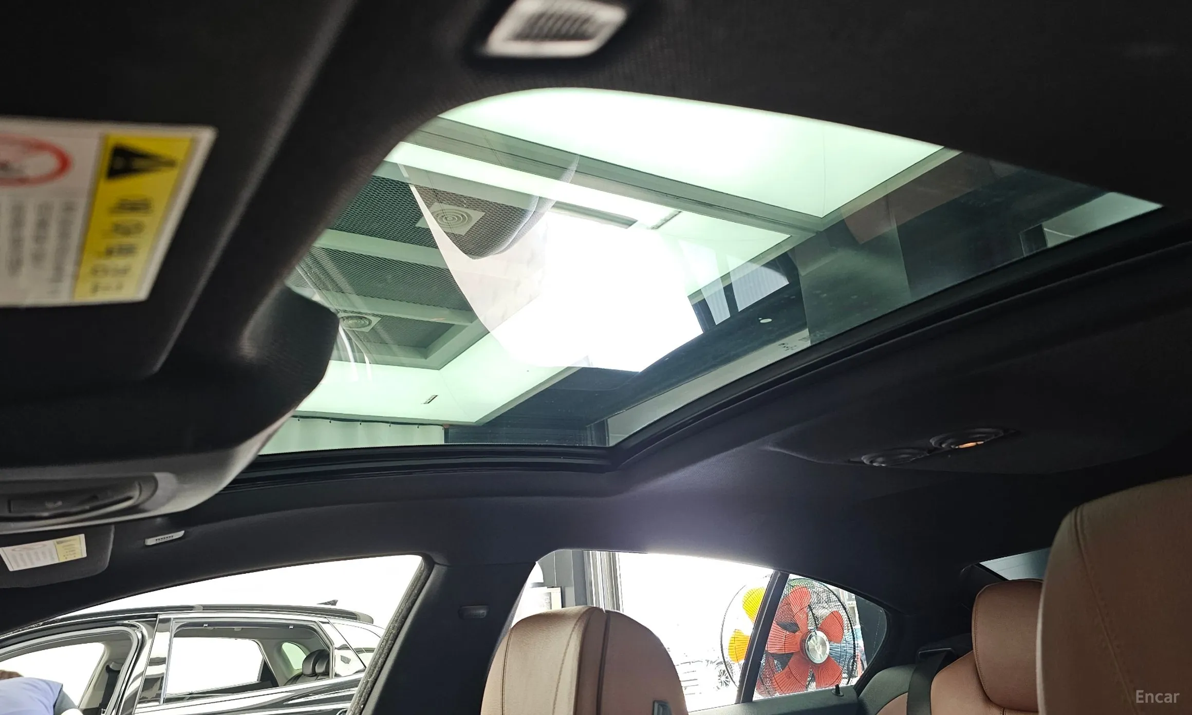 BMW 6 Series (F12) превью 18