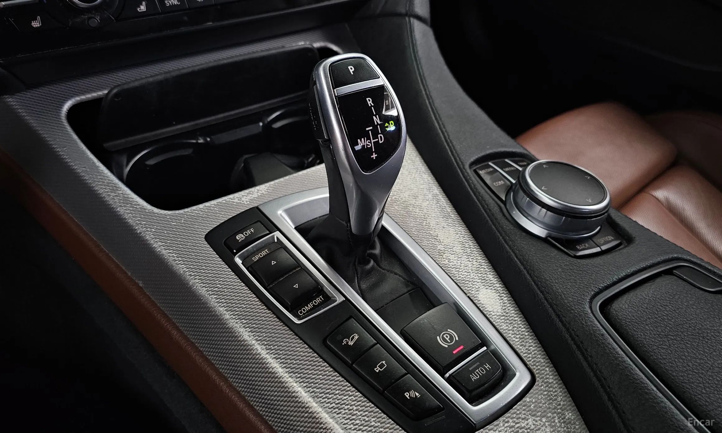 BMW 6 Series (F12) превью 9
