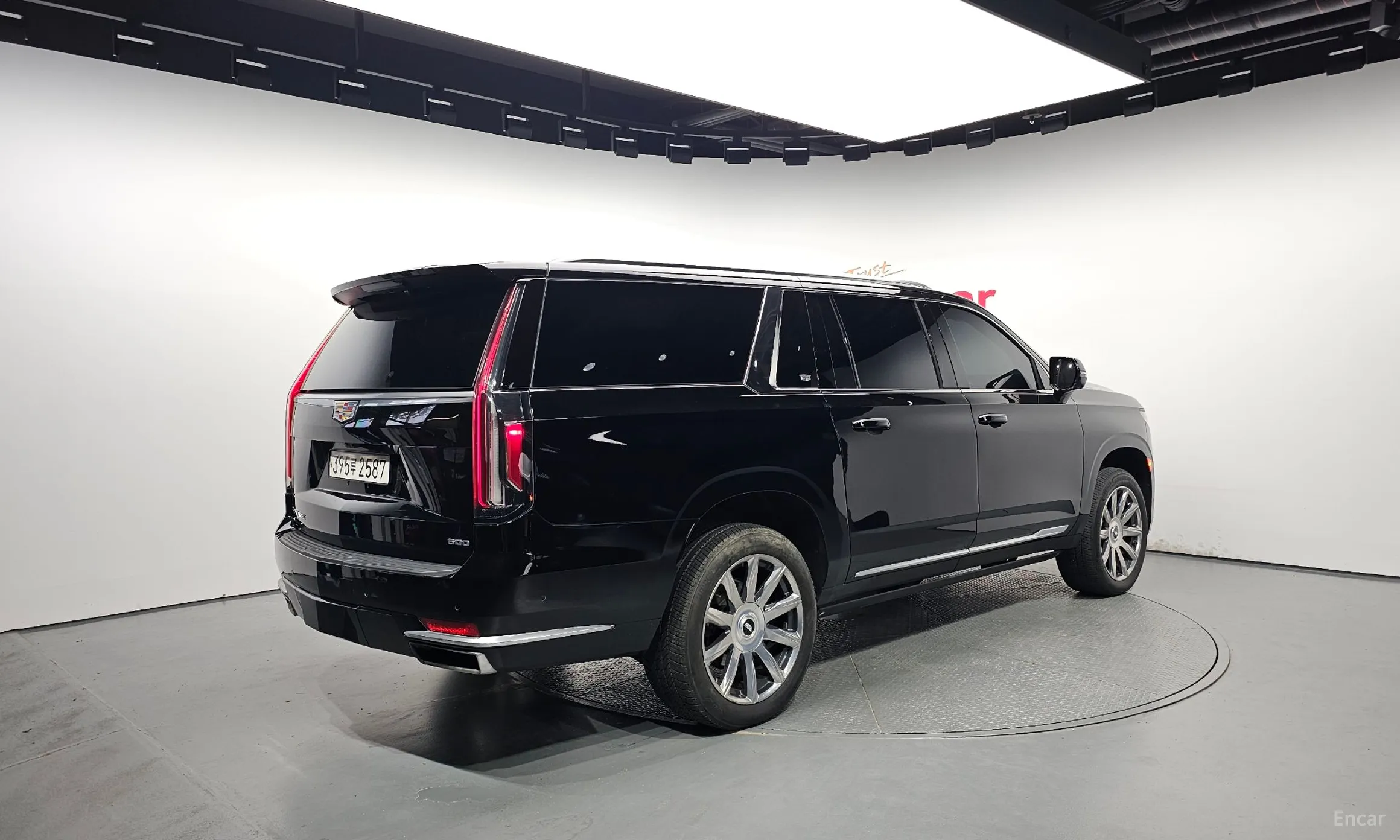 Cadillac Escalade 5th Generation превью 2