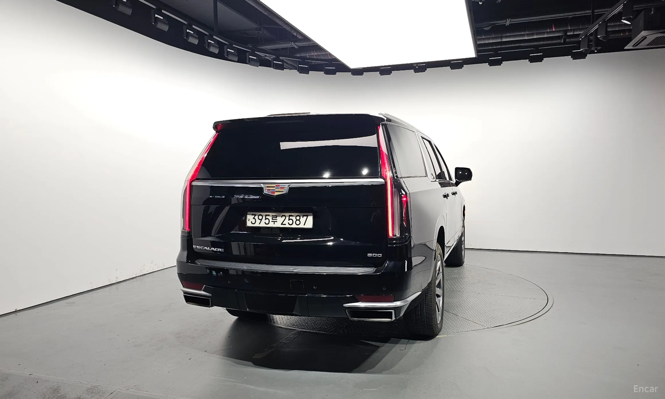 Cadillac Escalade 5th Generation превью 4