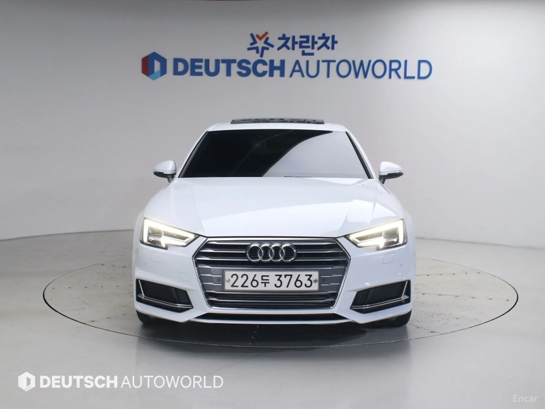 Audi A4 (B9)