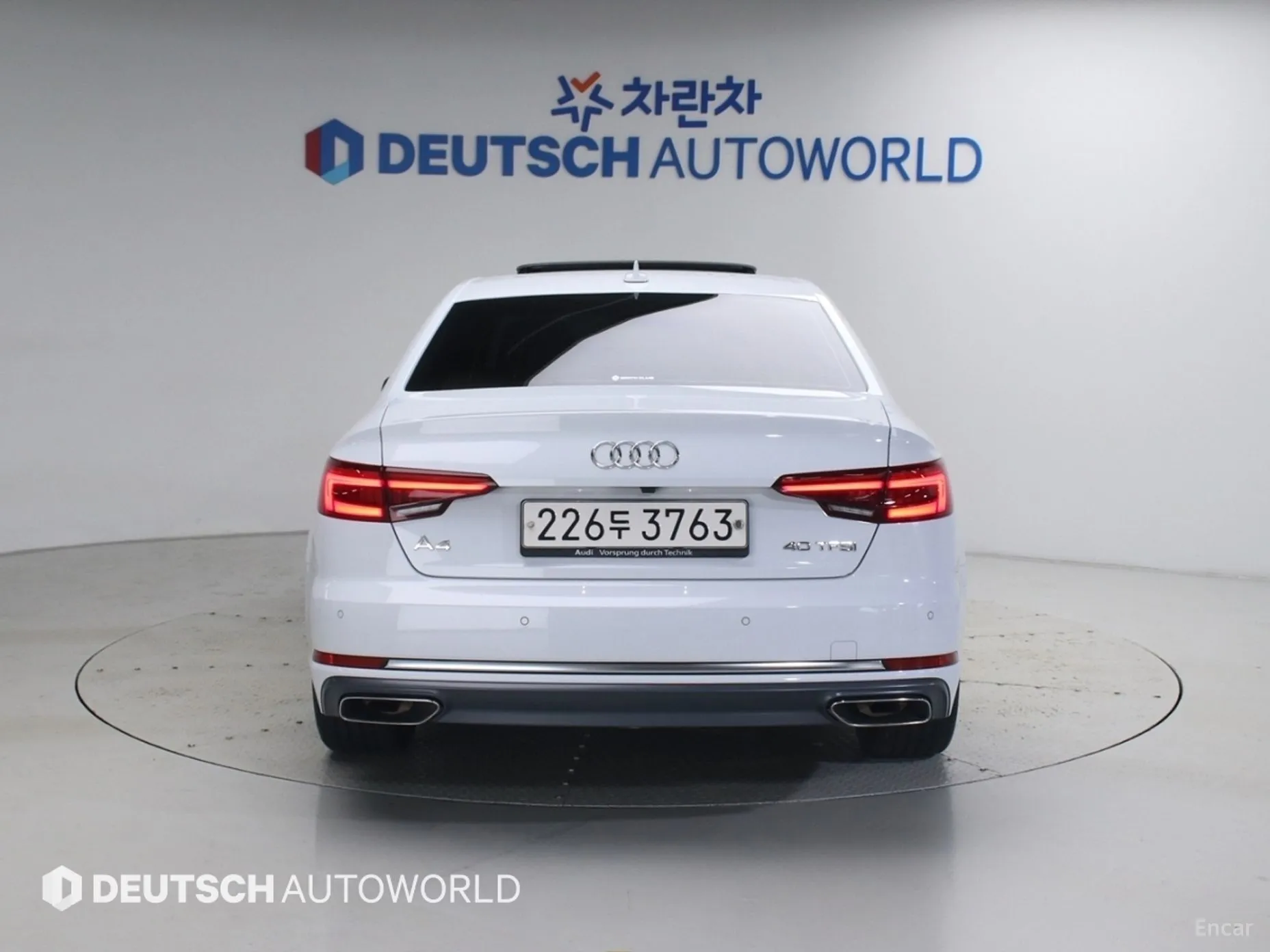 Audi A4 (B9)