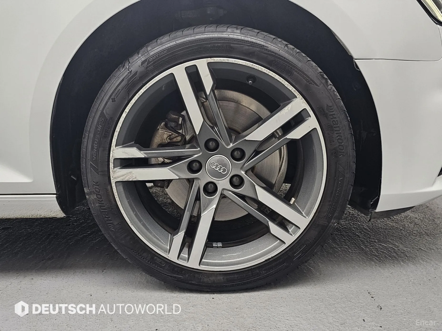 Audi A4 (B9) превью 19