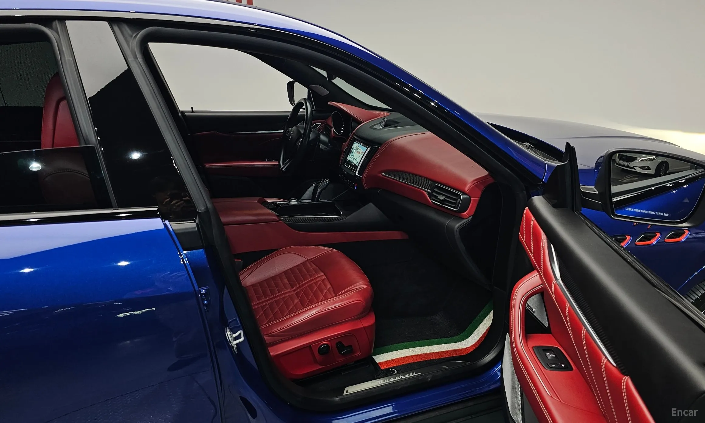 Maserati Levante превью 11