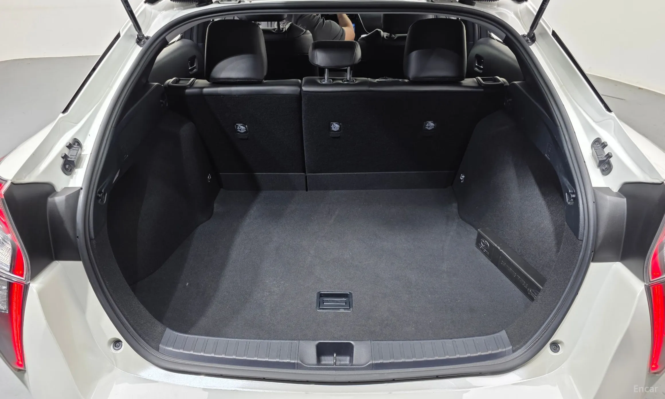 Toyota Prius 4th Generation превью 20