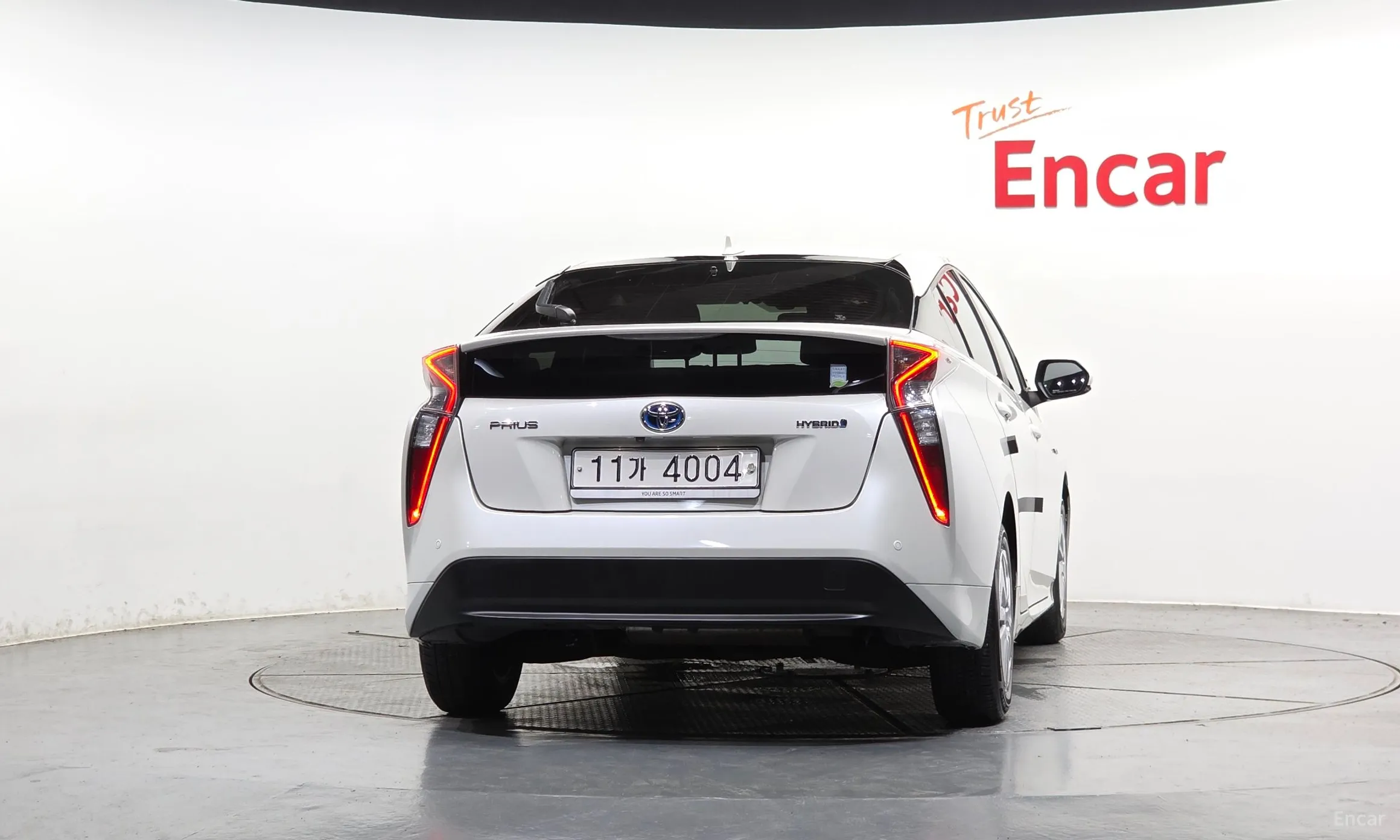 Toyota Prius 4th Generation превью 4