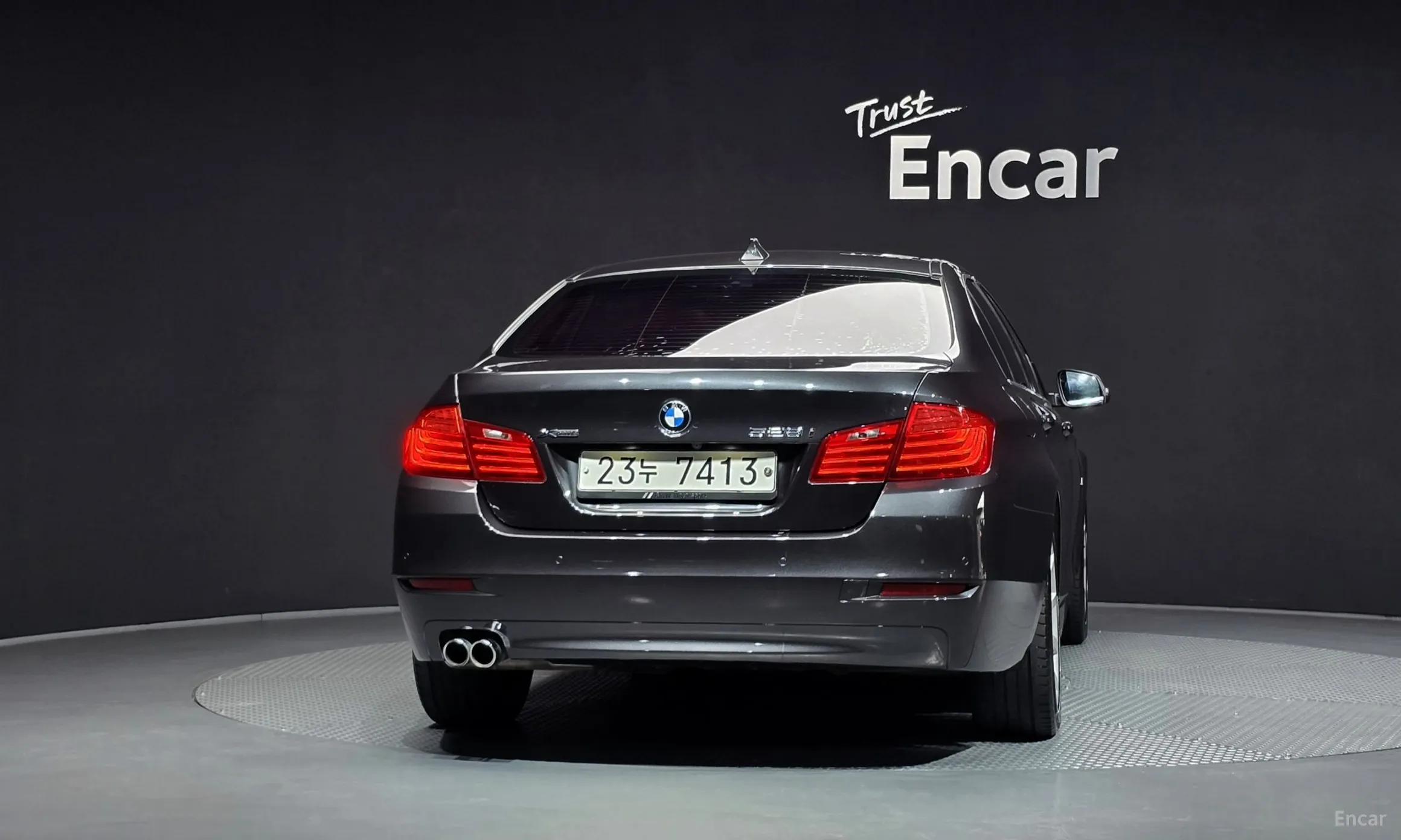 BMW 5 Series (F10) превью 4