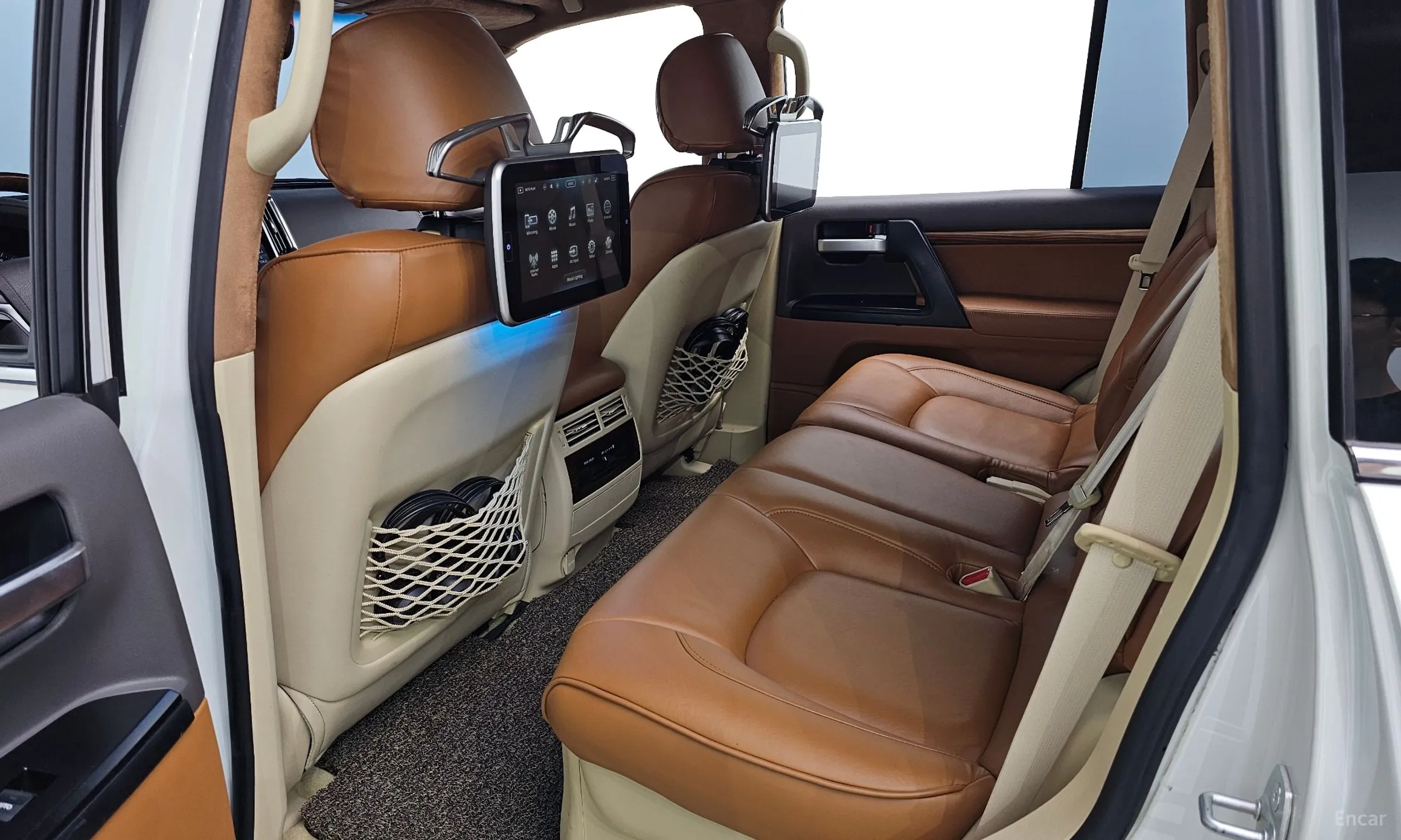 Toyota Land Cruiser превью 11
