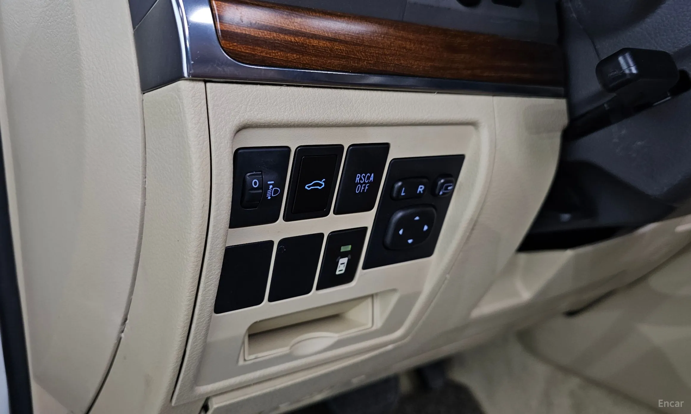 Toyota Land Cruiser превью 18