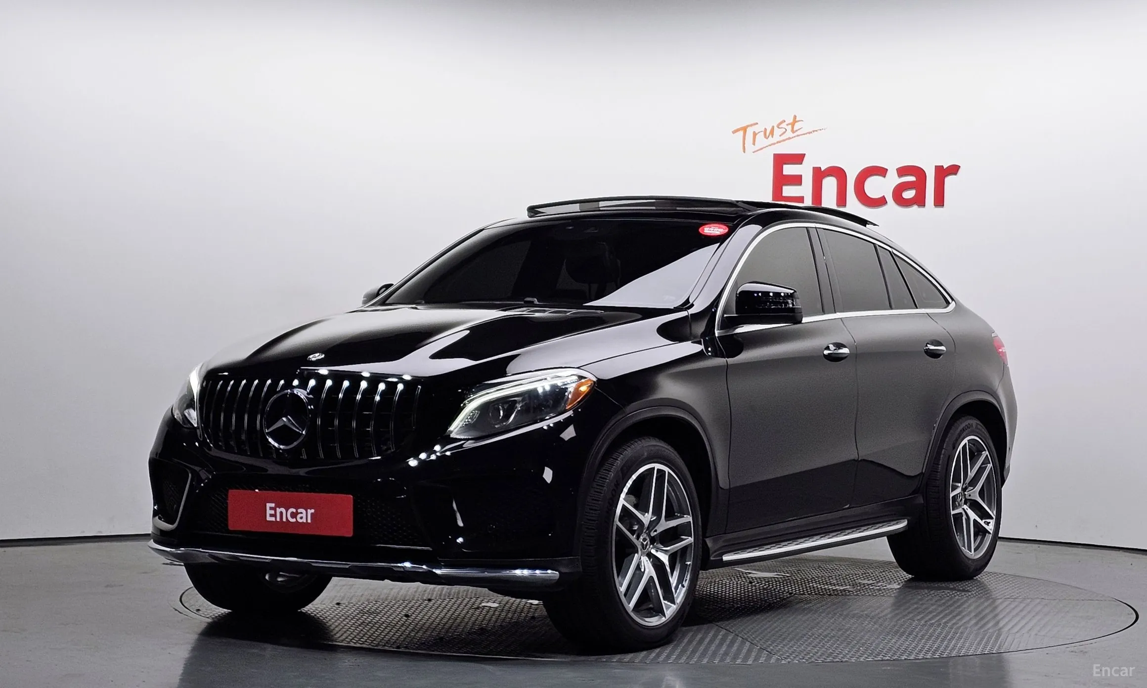 Mercedes Benz GLE-Class W166