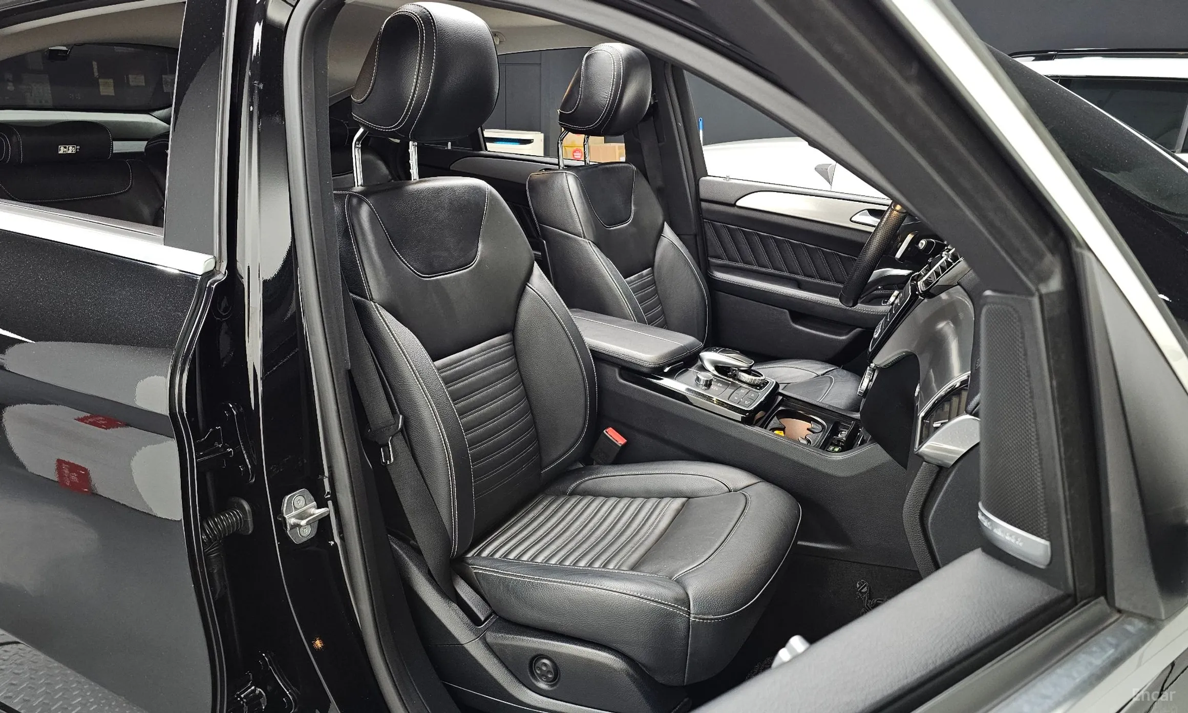 Mercedes Benz GLE-Class W166 превью 10