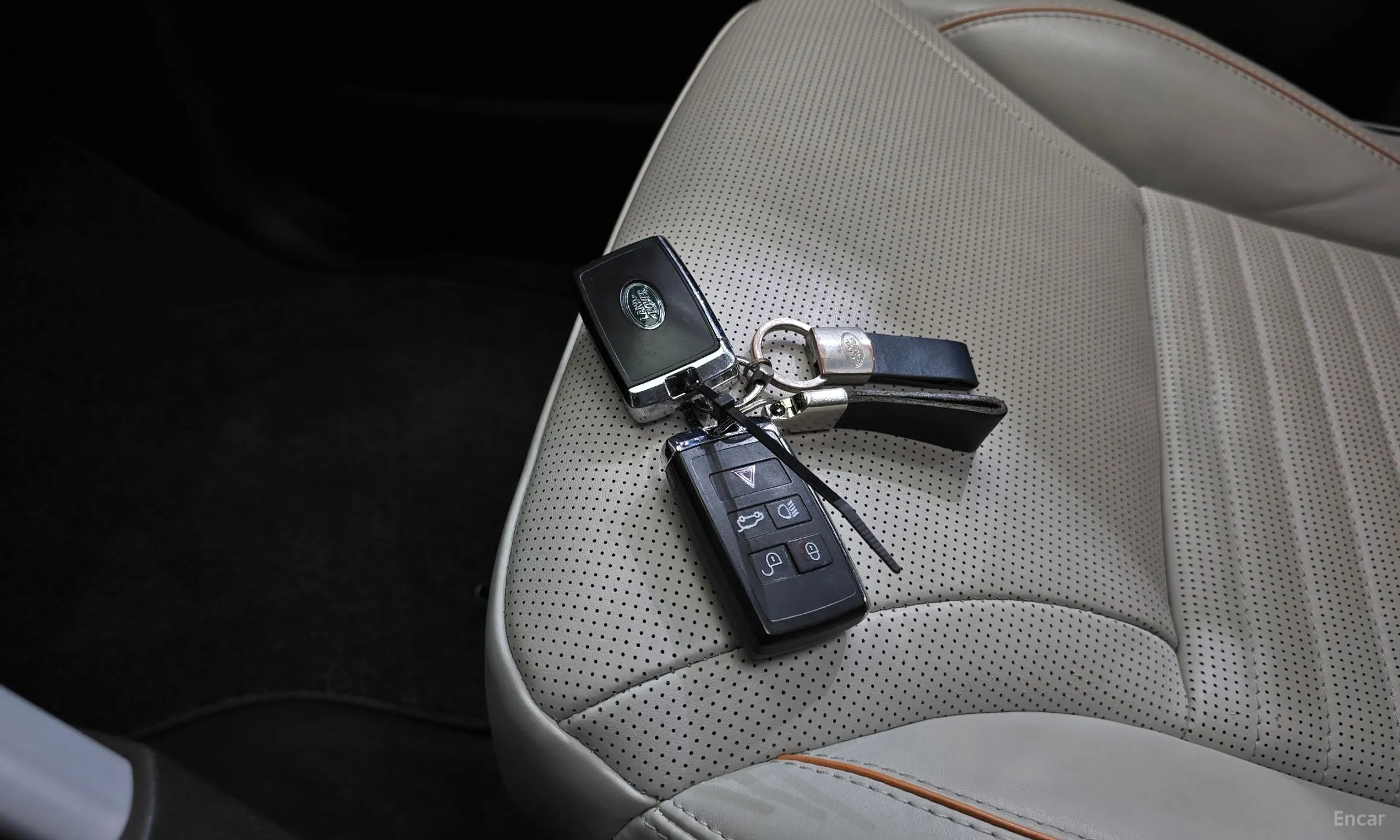 Land Rover Discovery 5 превью 16