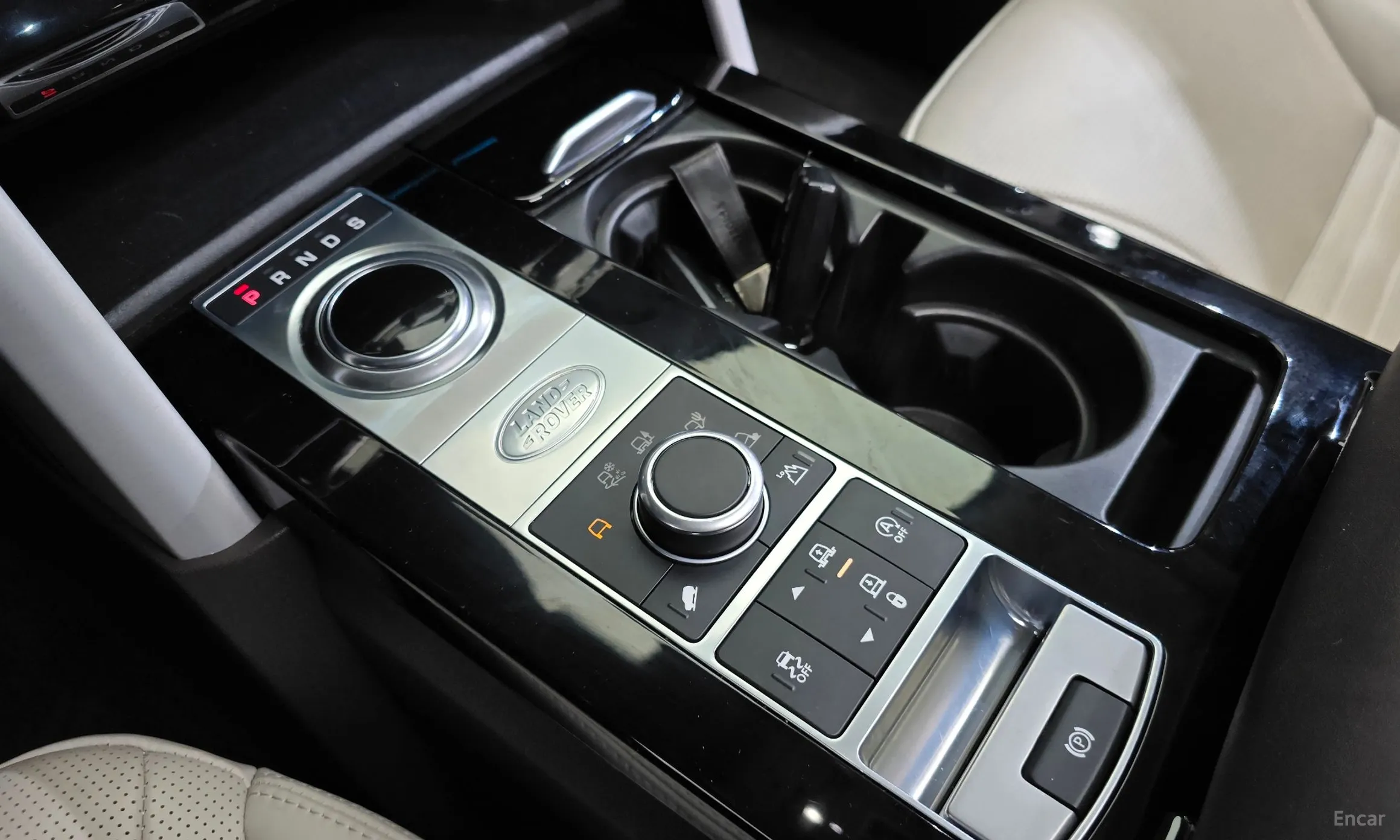Land Rover Discovery 5 превью 9