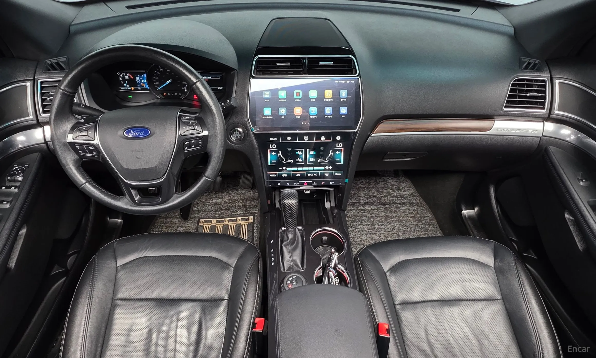 Ford Explorer превью 7