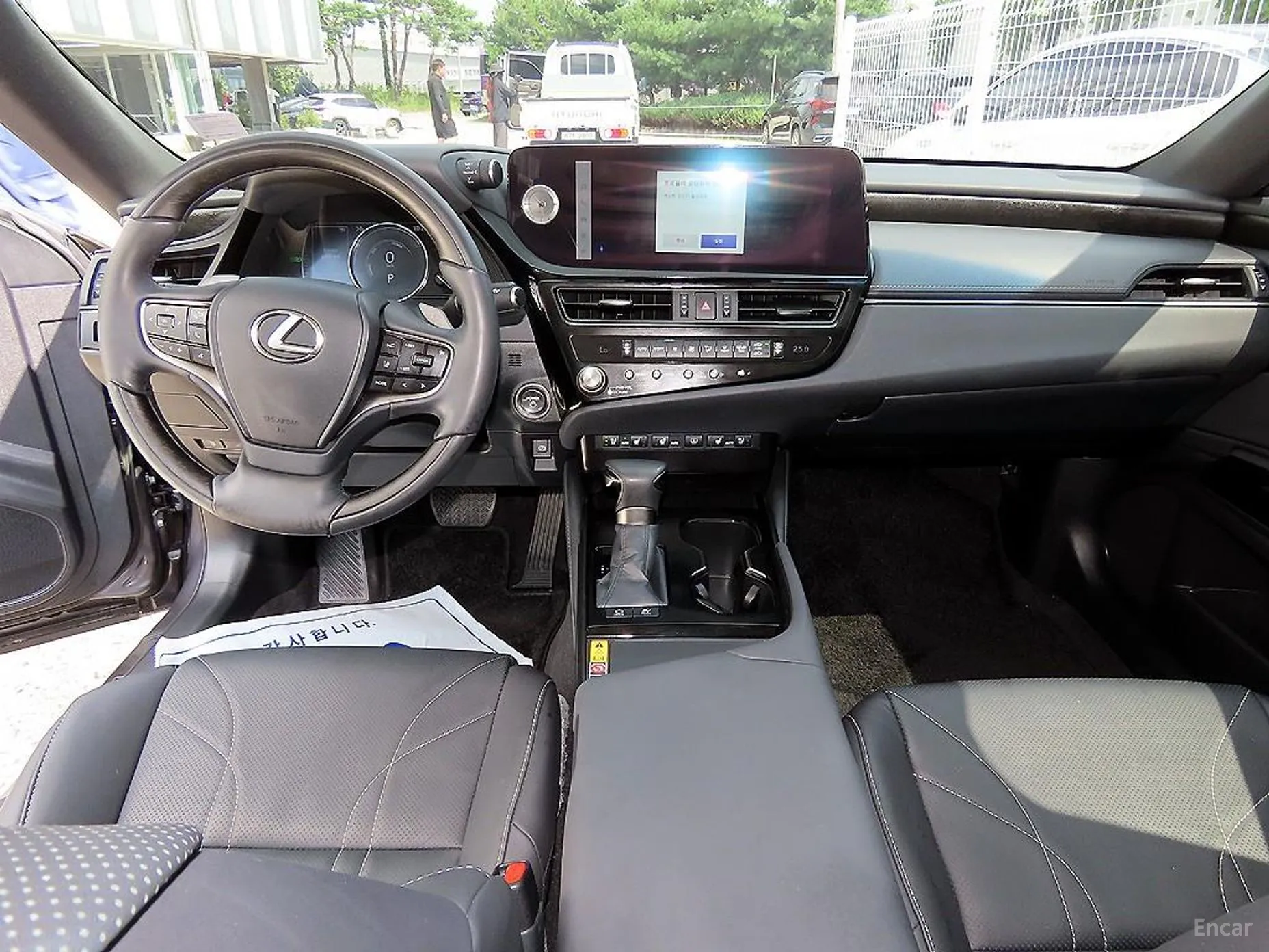 Lexus ES300h 7th Generation превью 7