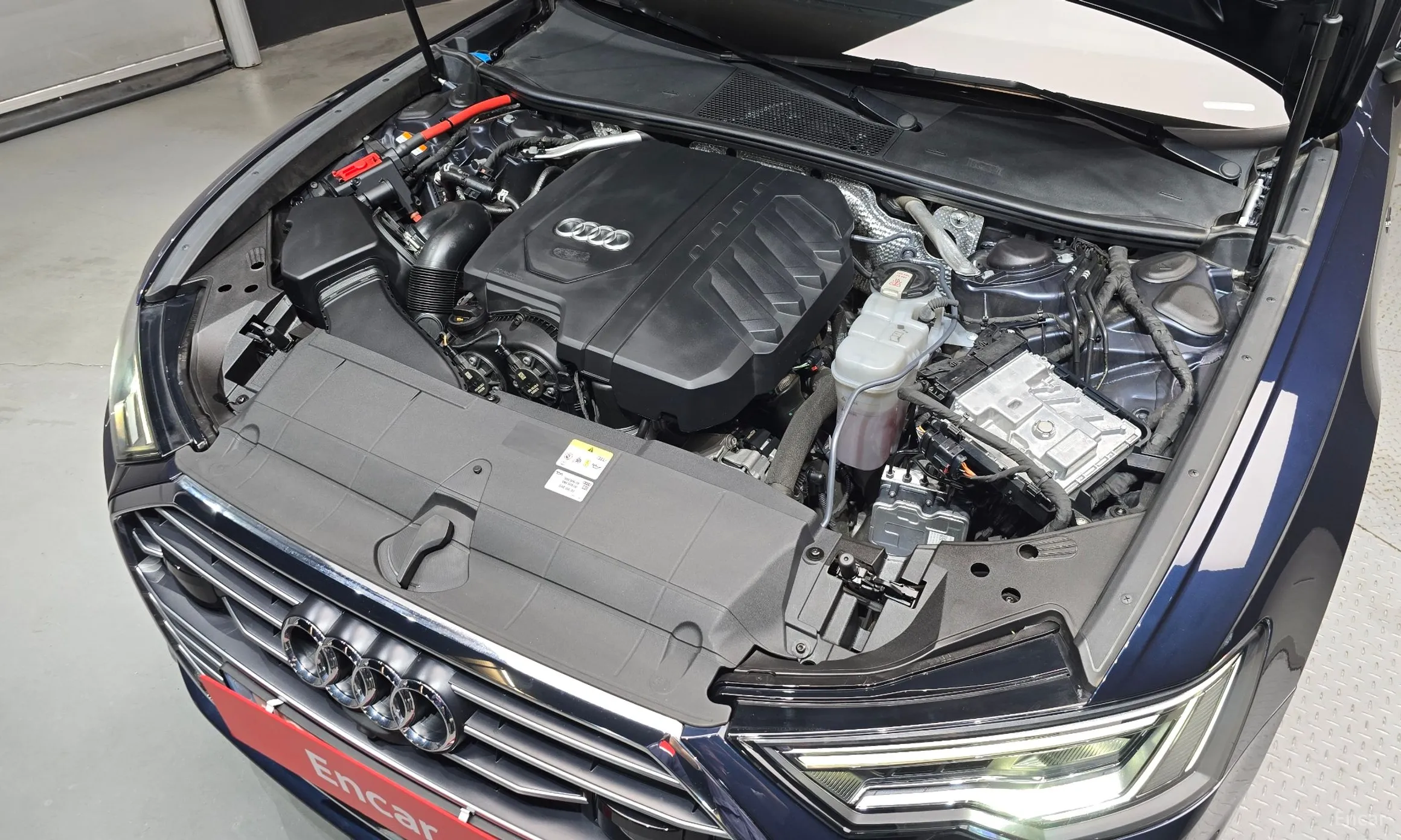 Audi A6 (C8) превью 6